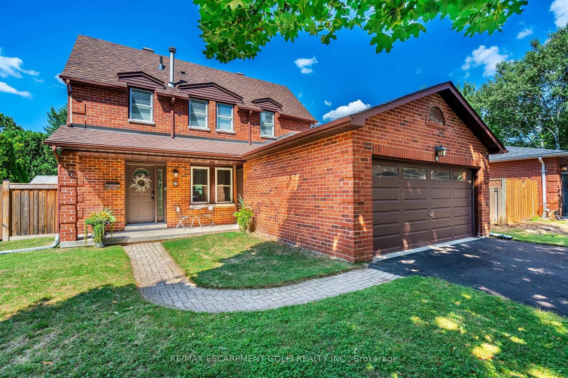Front of 6 Lilac Court