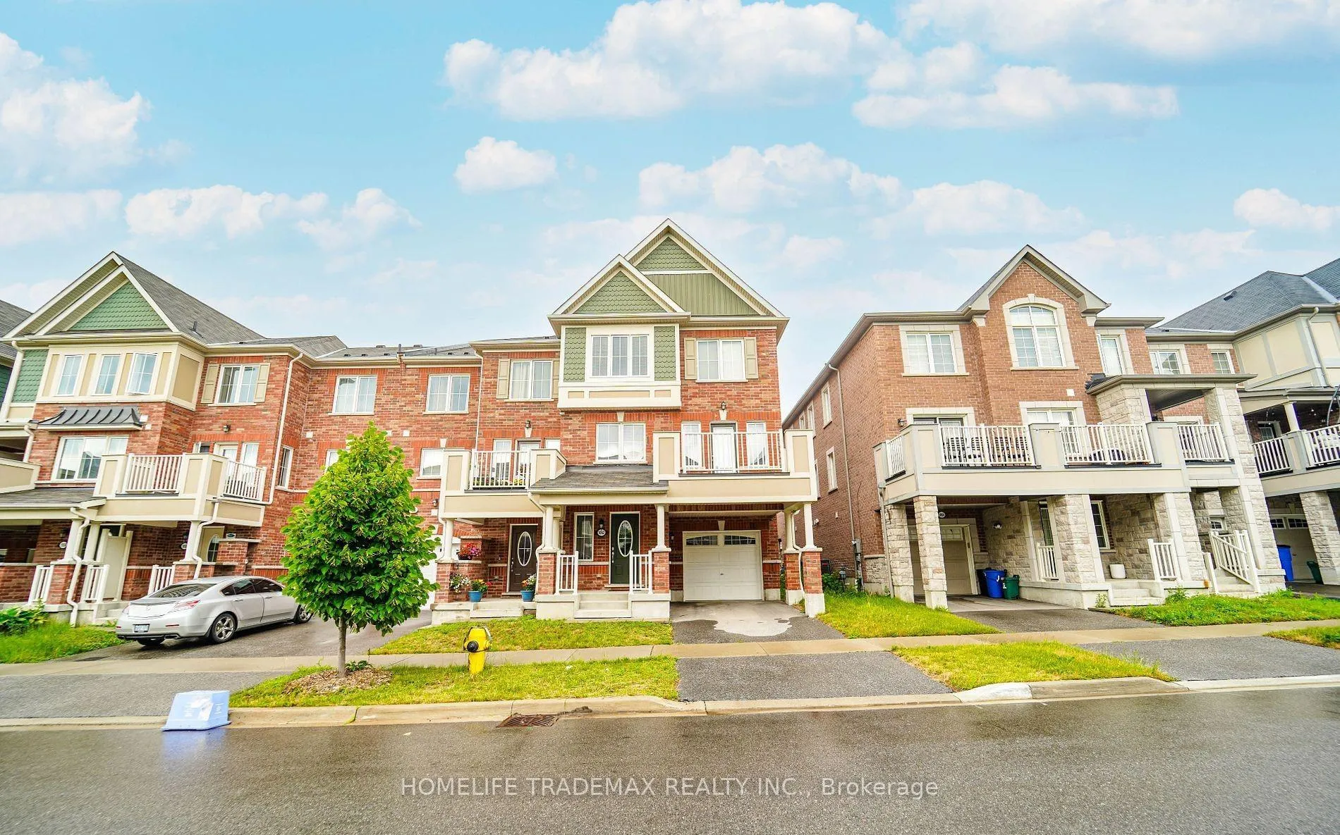 Front of 1062 Clipper Lane