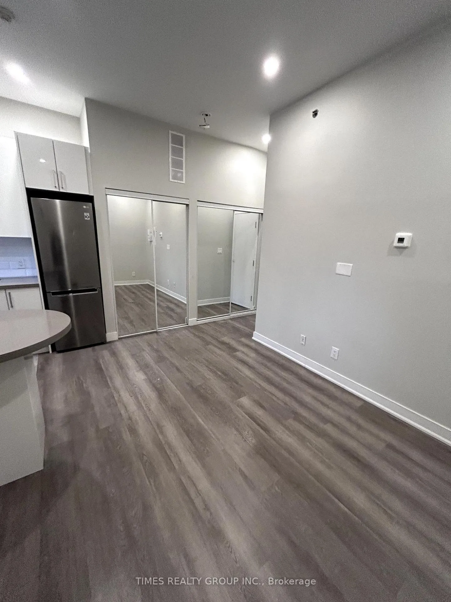 Photo 3 of Unit 5, 728 Queen Street E, Toronto, South Riverdale — HOMEH
