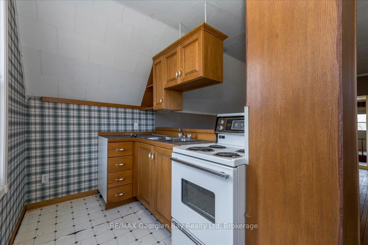 Photo 13 of 579 Marshall Road, Tiny, Rural Tiny — HOMEH