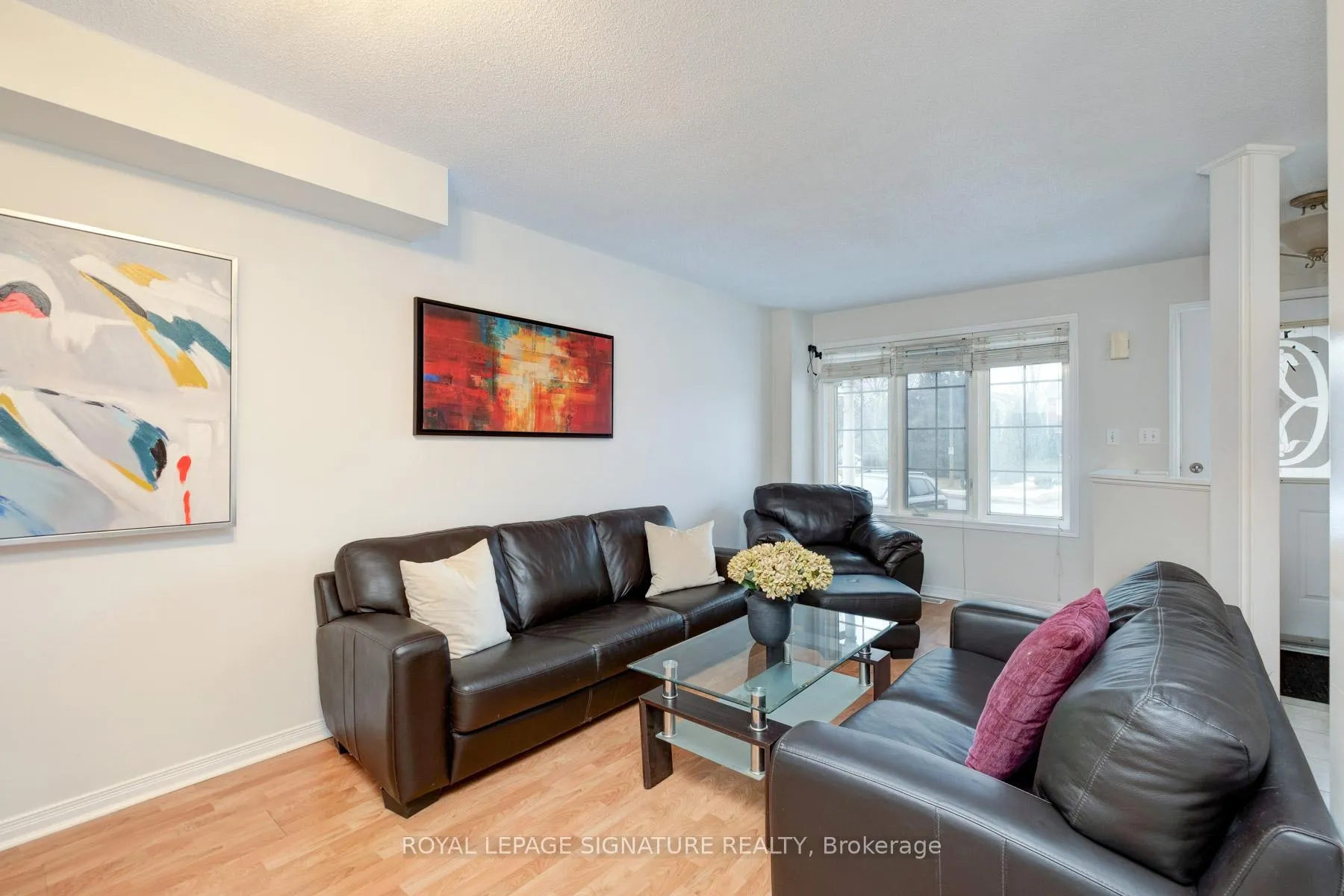 Photo 6 of 1683 Canadore Crescent, Oshawa, Samac — HOMEH