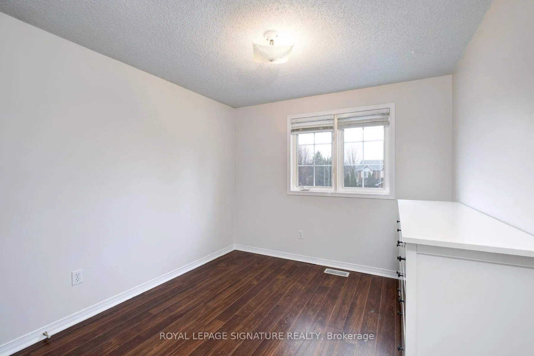 Photo 15 of 1683 Canadore Crescent, Oshawa, Samac — HOMEH