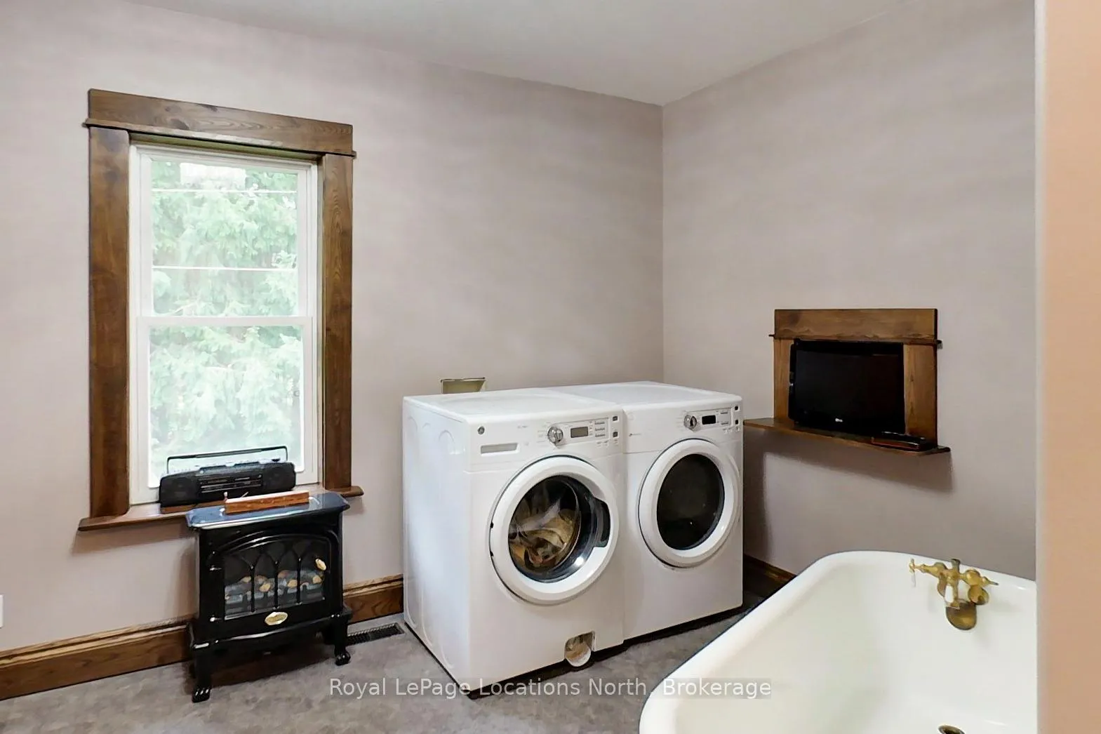 Photo 11 of 145693 Grey Rd 12, Meaford — HOMEH