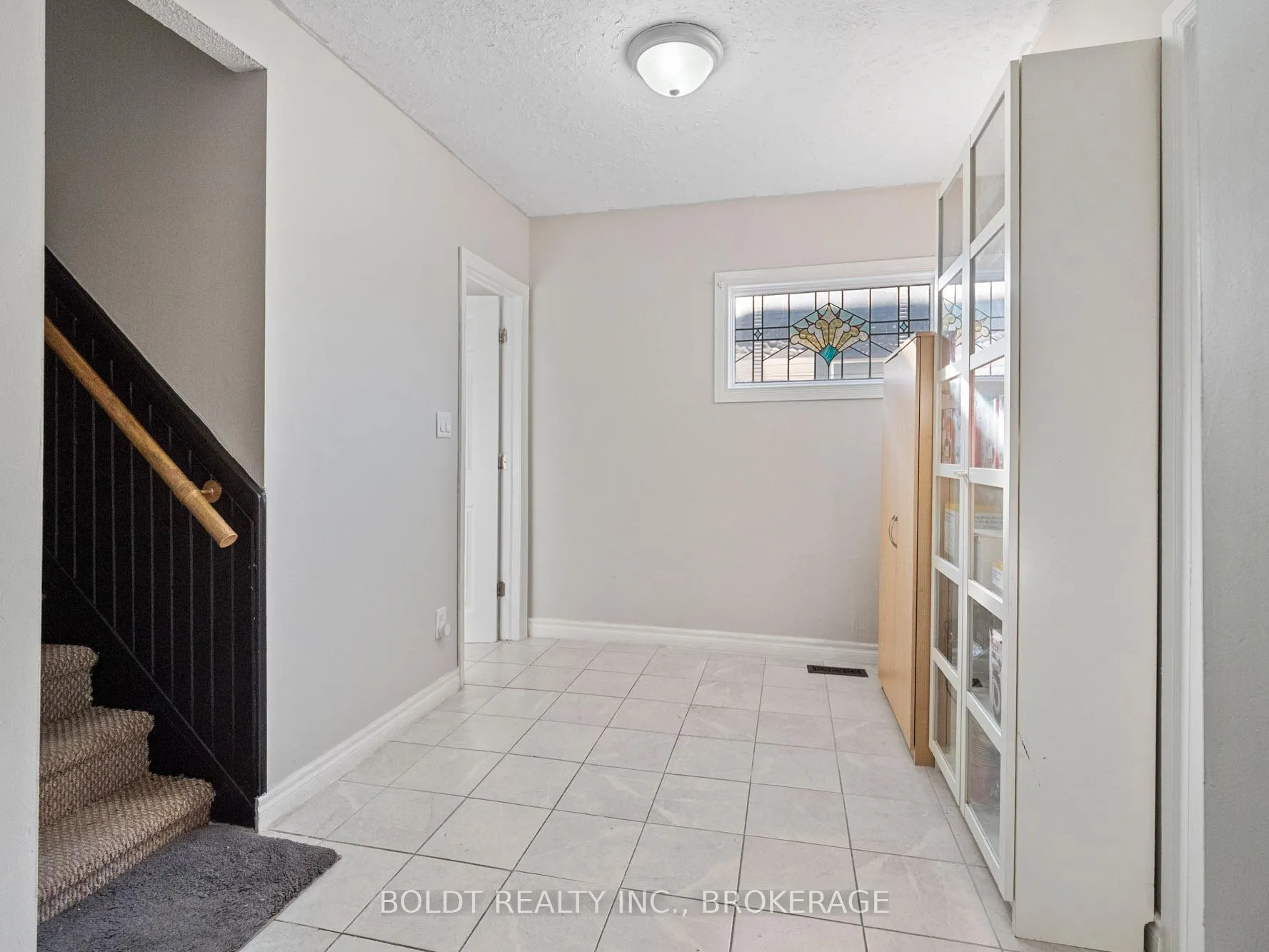 Photo 14 of 224 Oakdale Avenue, St. Catharines, Oakdale — HOMEH