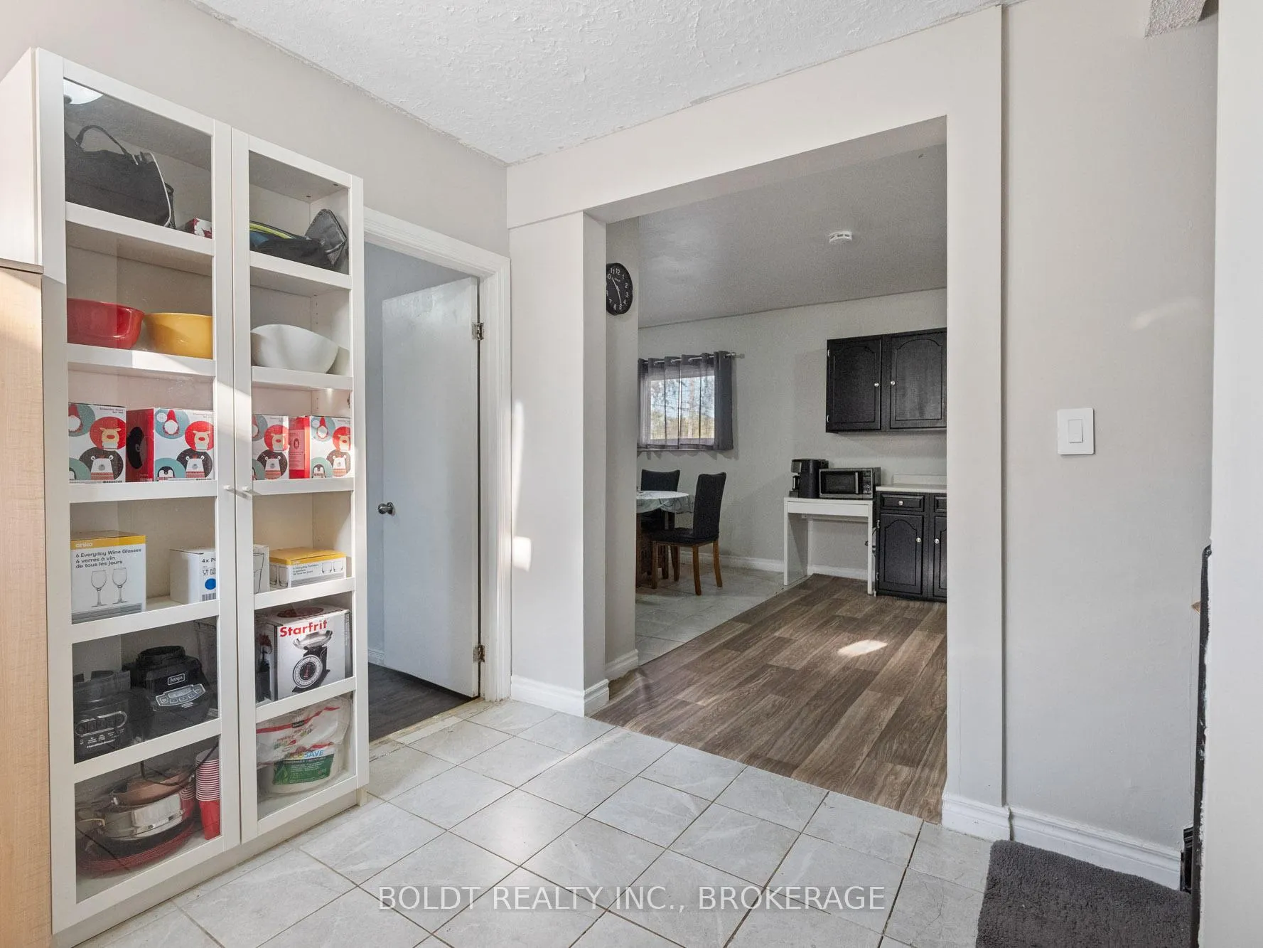 Photo 15 of 224 Oakdale Avenue, St. Catharines, Oakdale — HOMEH