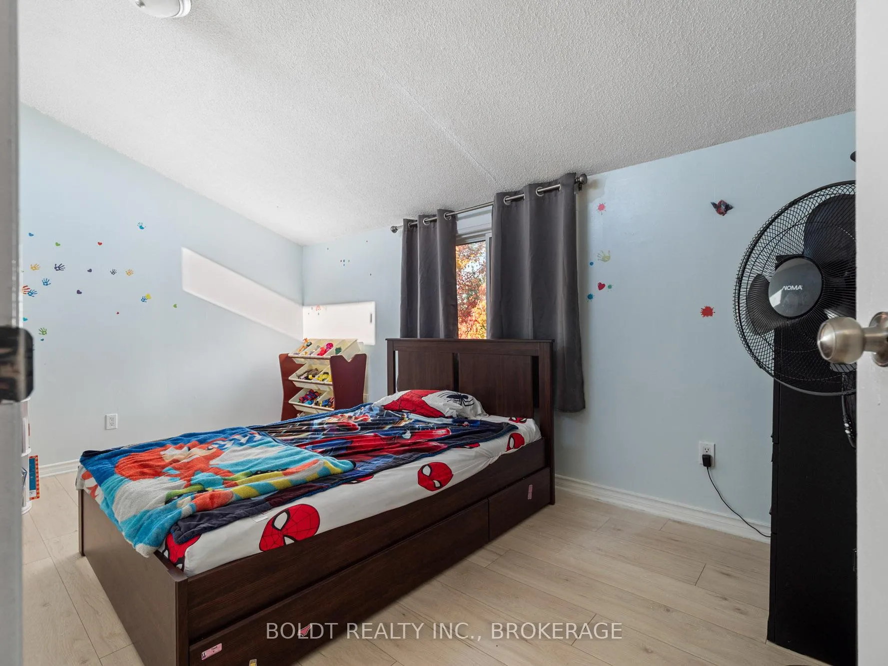 Photo 21 of 224 Oakdale Avenue, St. Catharines, Oakdale — HOMEH