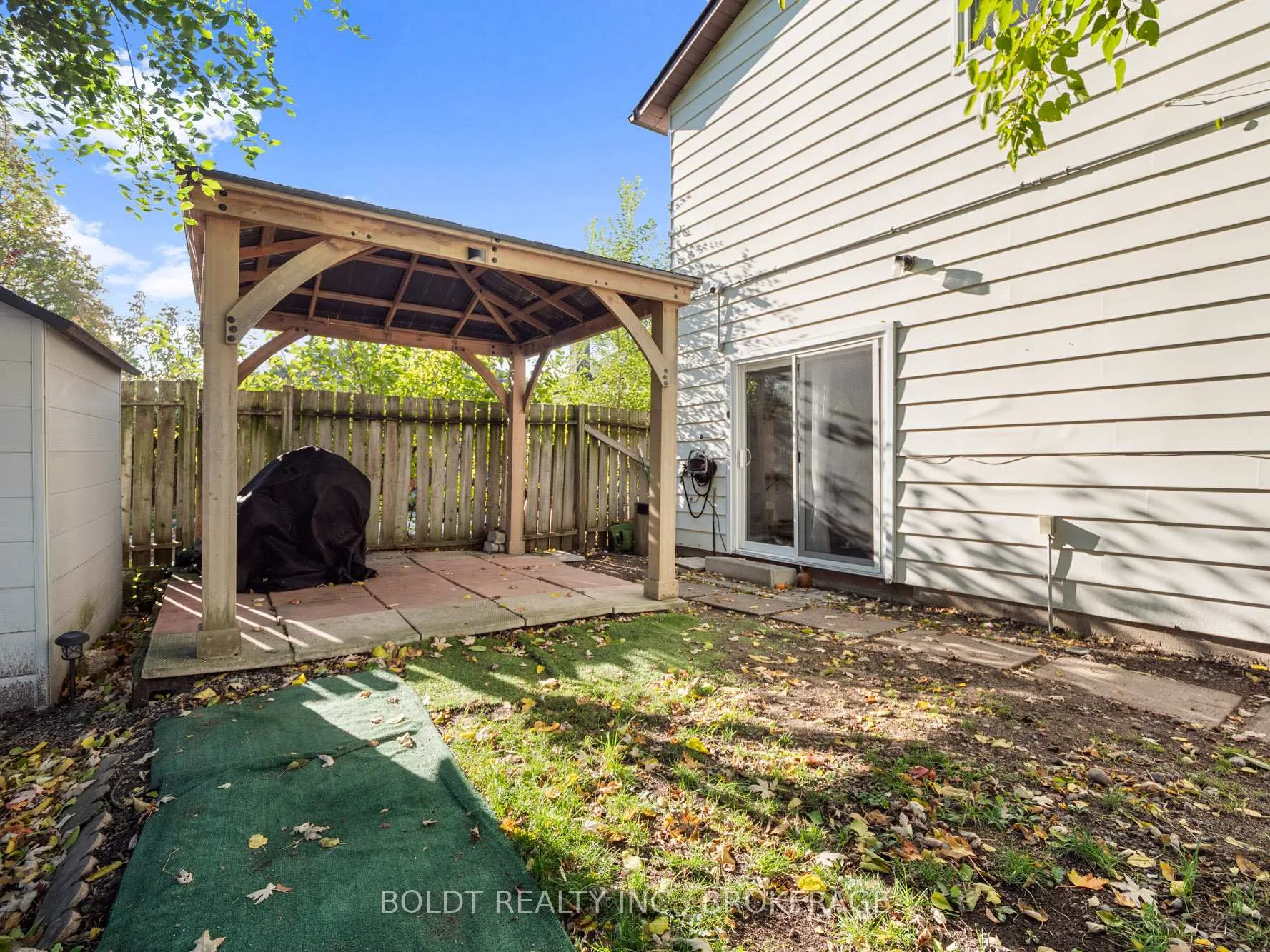 Photo 27 of 224 Oakdale Avenue, St. Catharines, Oakdale — HOMEH
