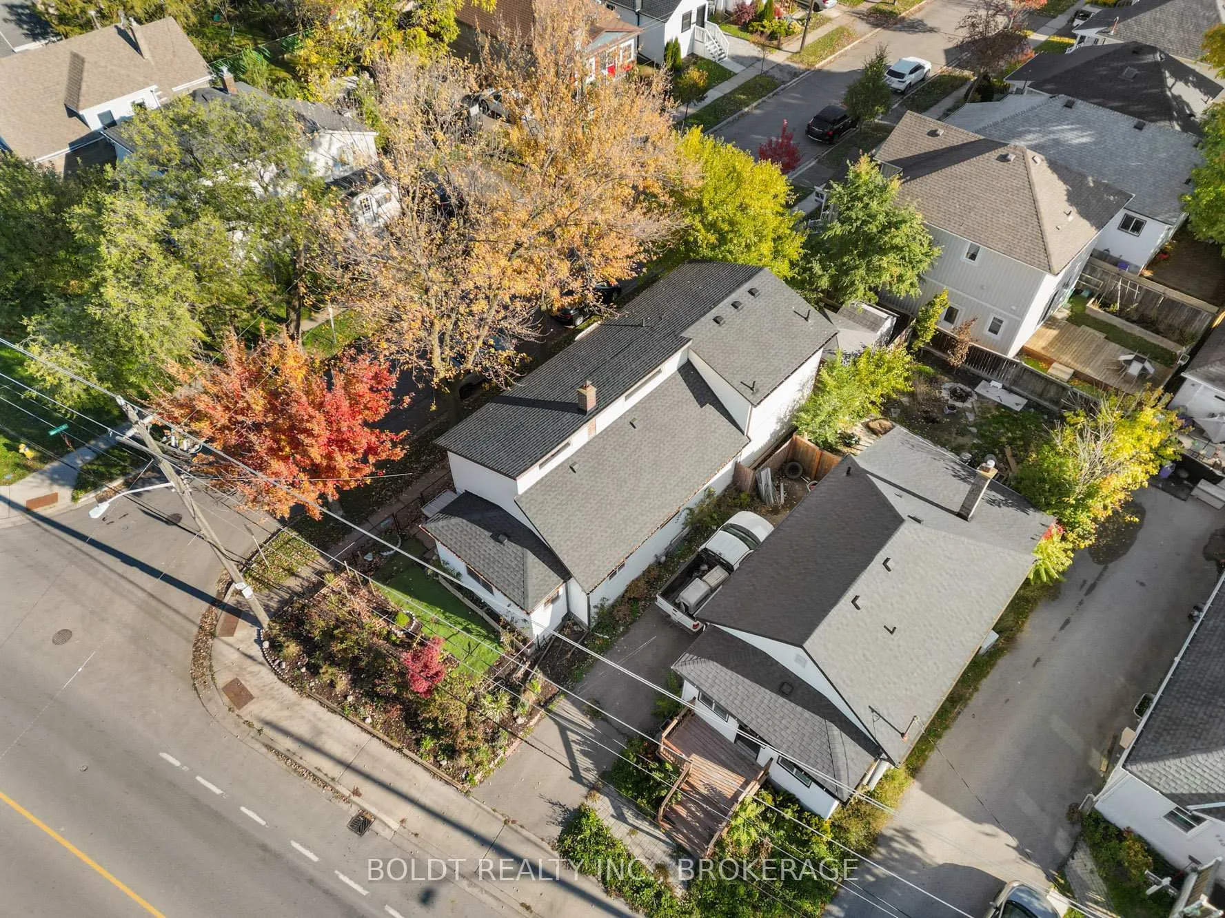 Photo 32 of 224 Oakdale Avenue, St. Catharines, Oakdale — HOMEH