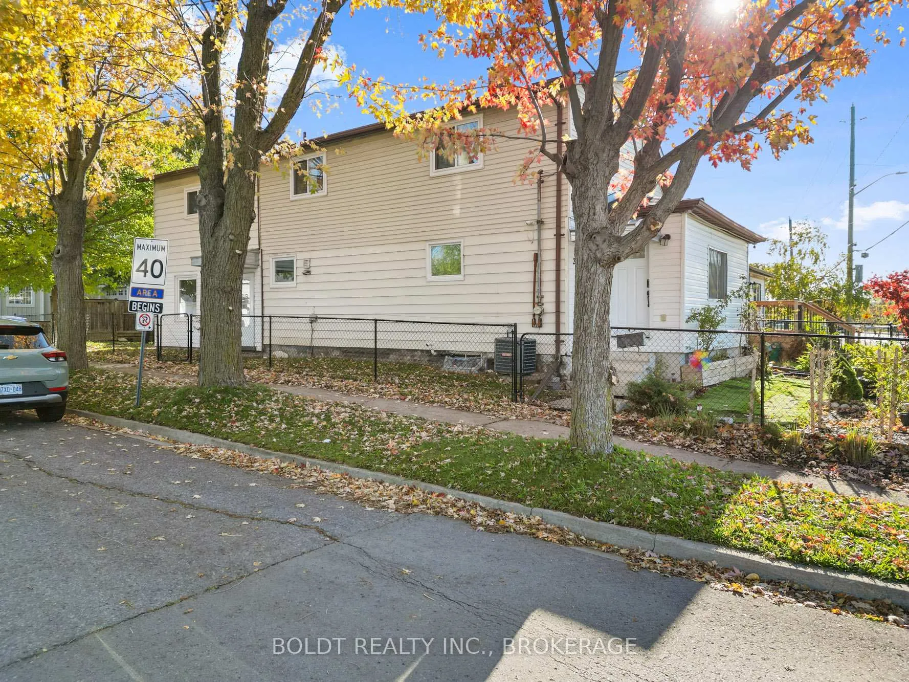 Photo 33 of 224 Oakdale Avenue, St. Catharines, Oakdale — HOMEH
