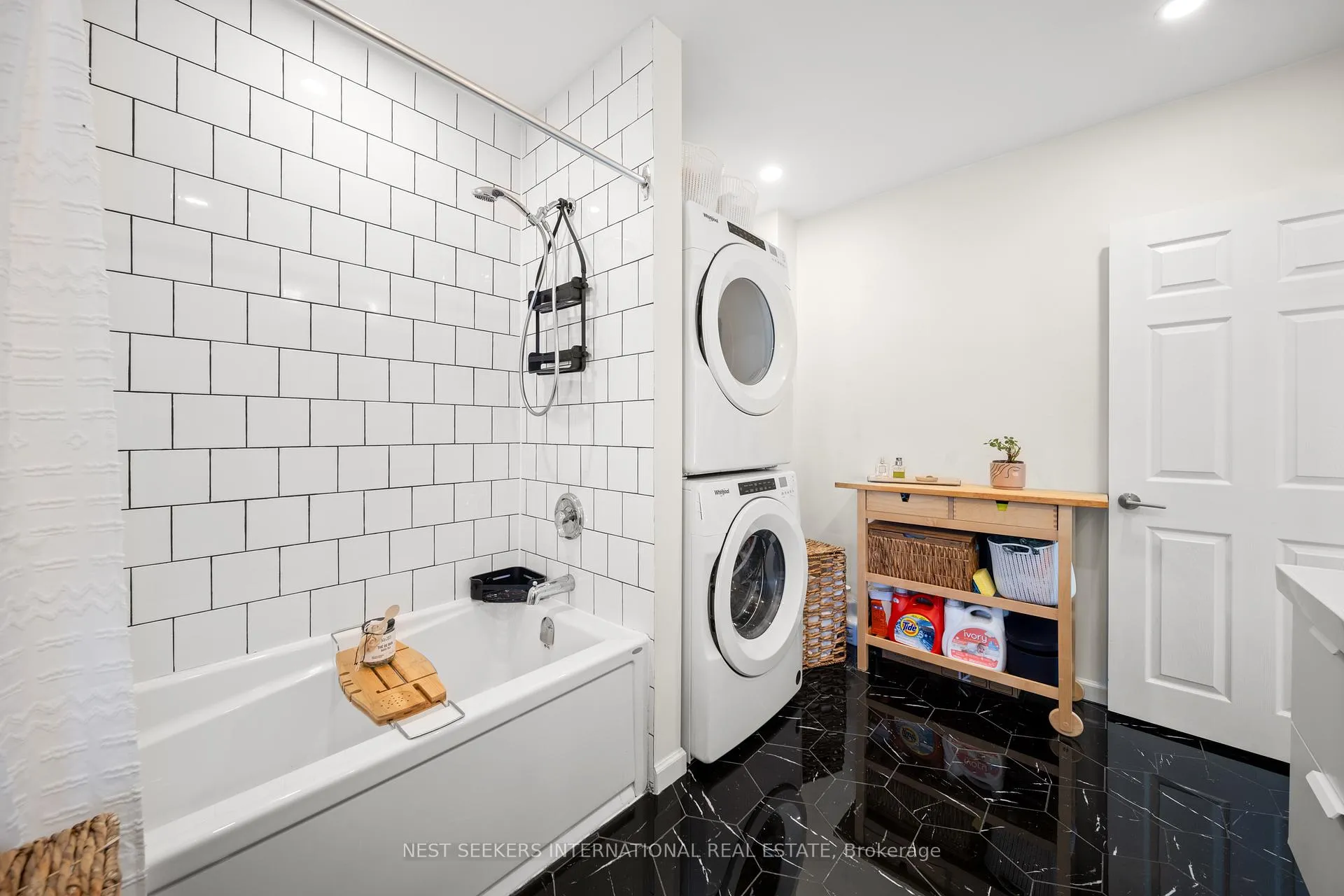 Photo 19 of 497 Britannia Avenue, Hamilton, Normanhurst — HOMEH