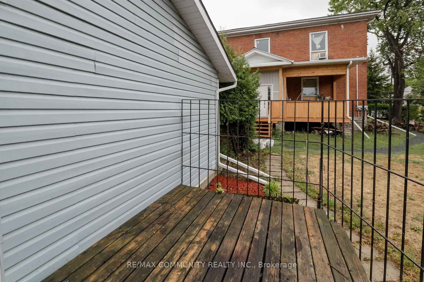 Photo 20 of 52 Hillside Street, Belleville, Belleville Ward — HOMEH