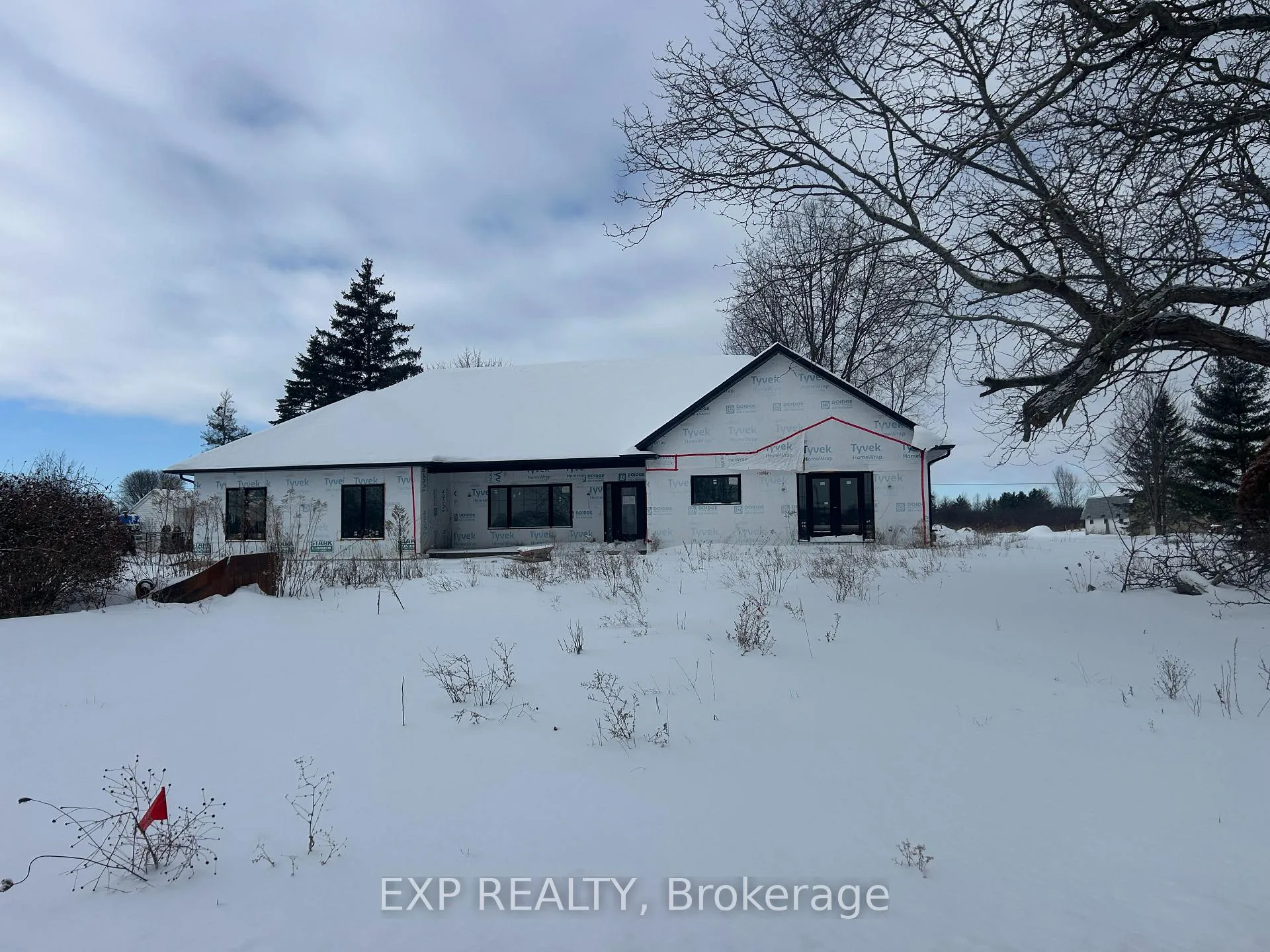 Photo 1 of 12487 Niagara Parkway, Niagara Falls, Lyons Creek — HOMEH