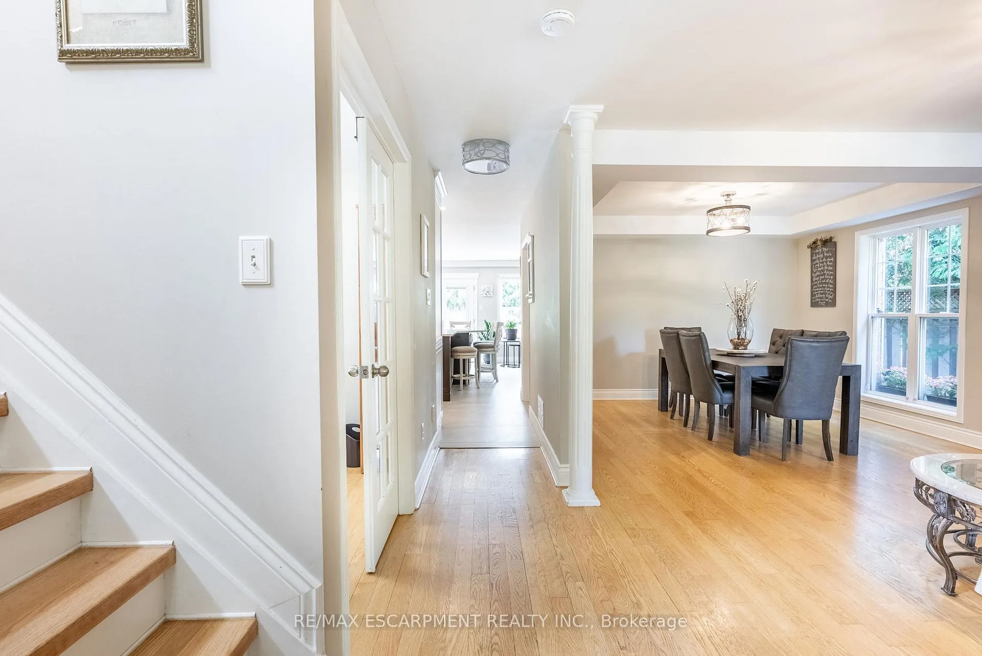 Photo 10 of 40 Premier Road, Hamilton, Waterdown — HOMEH