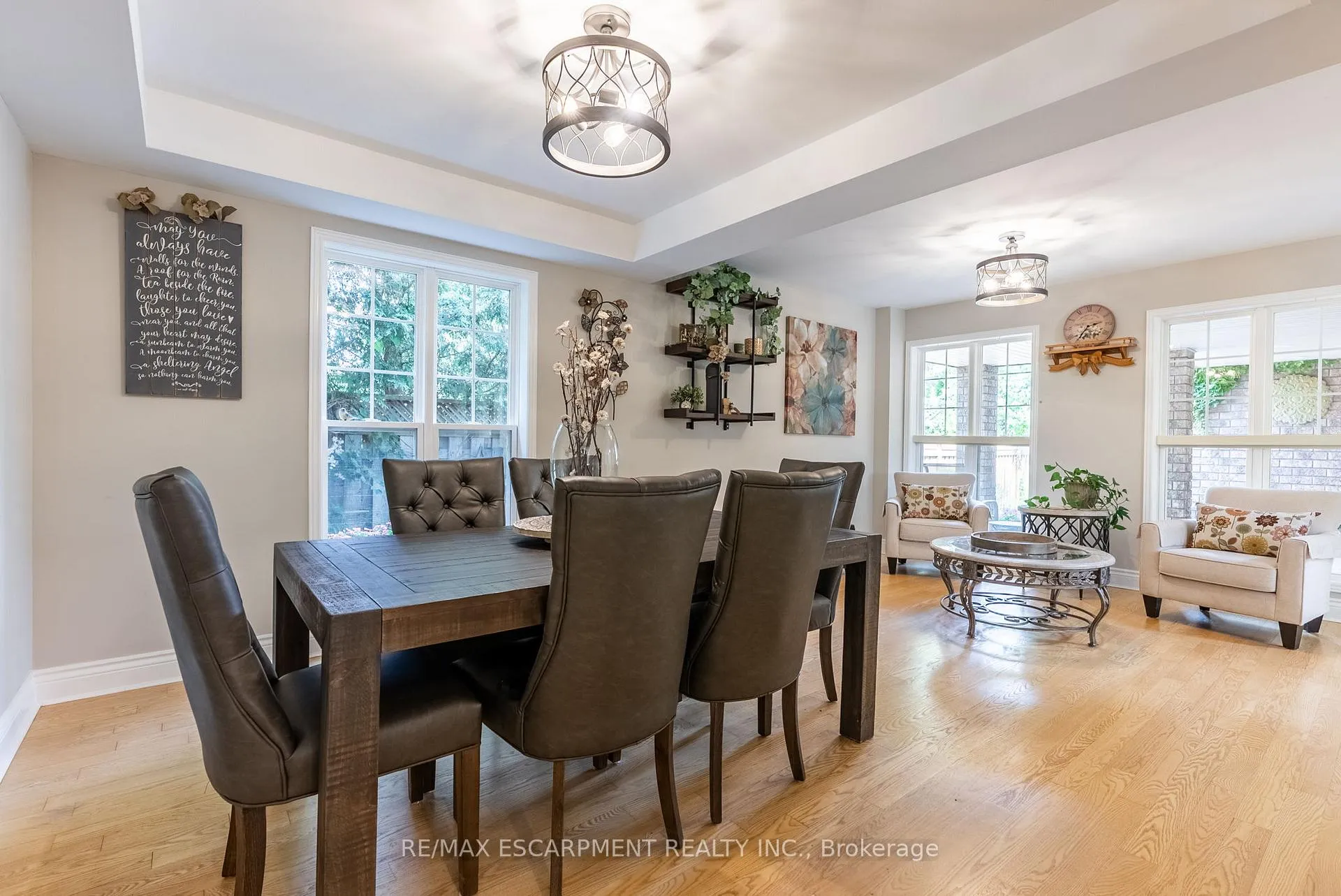 Photo 13 of 40 Premier Road, Hamilton, Waterdown — HOMEH