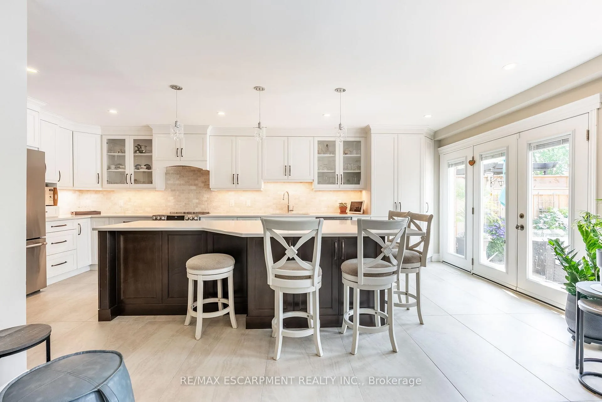 Photo 19 of 40 Premier Road, Hamilton, Waterdown — HOMEH