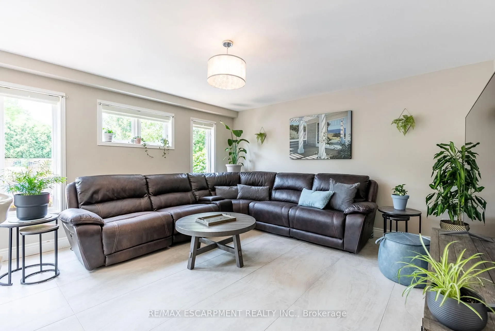 Photo 20 of 40 Premier Road, Hamilton, Waterdown — HOMEH