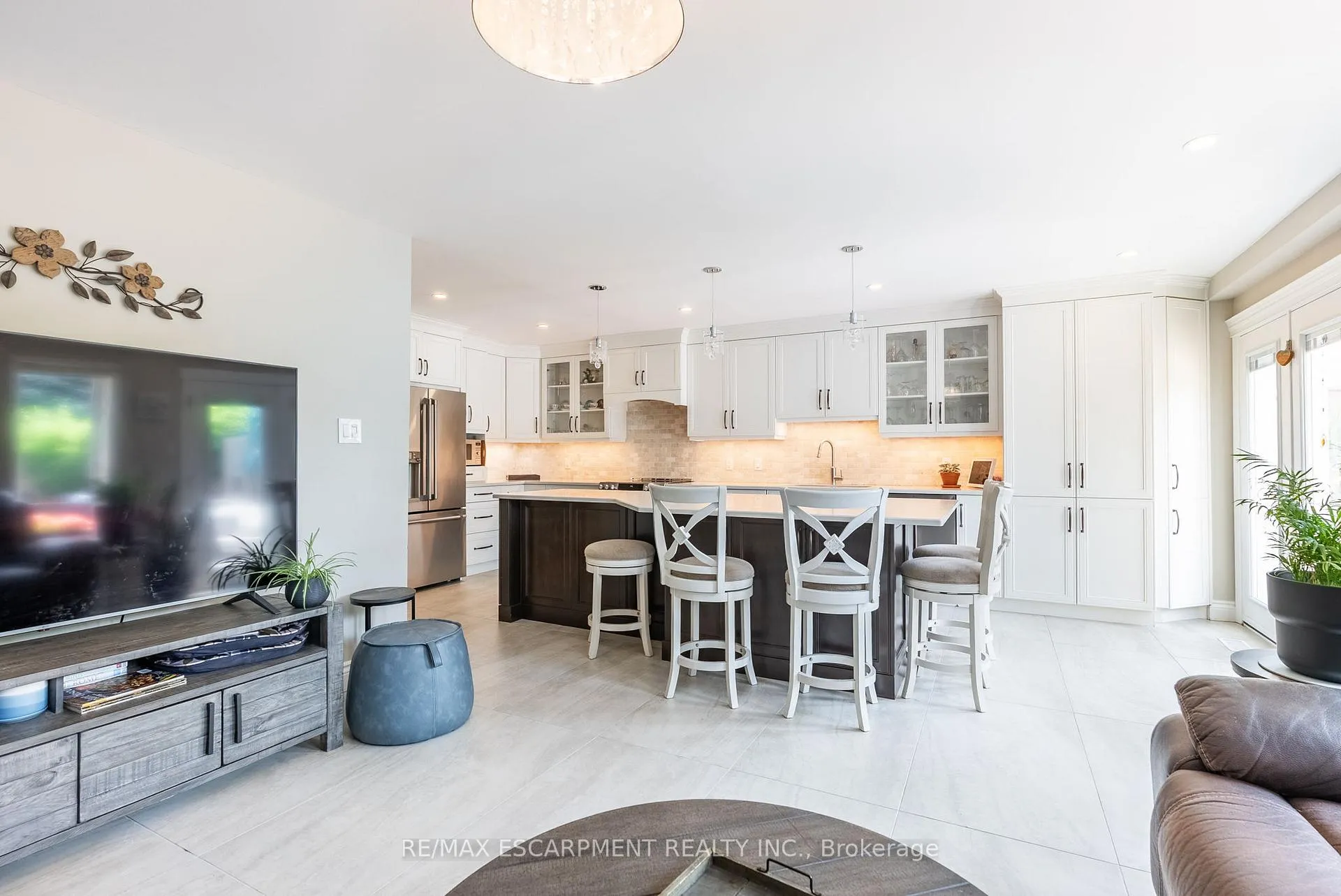 Photo 21 of 40 Premier Road, Hamilton, Waterdown — HOMEH