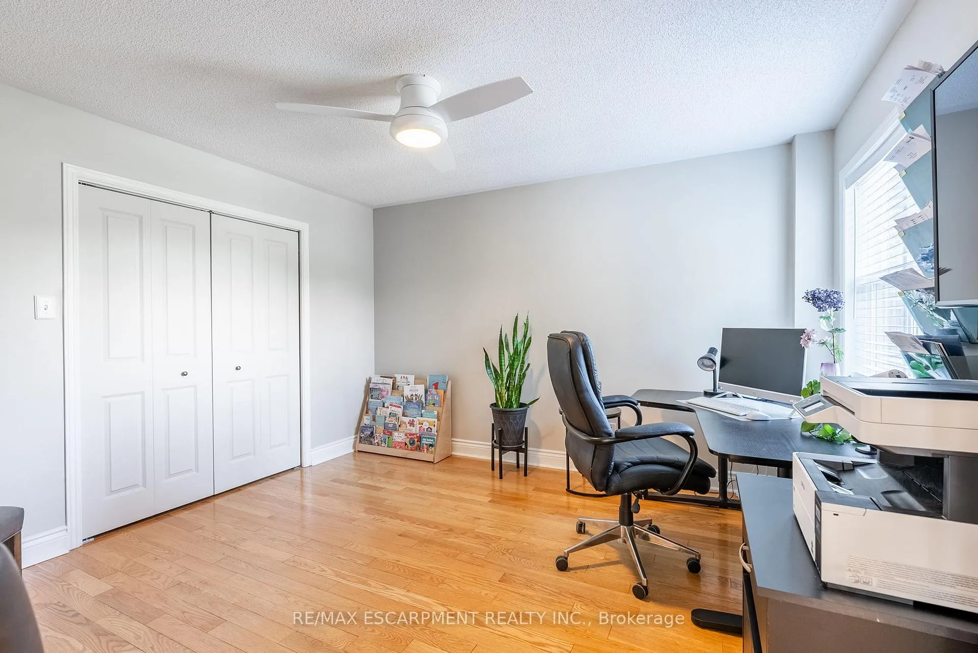 Photo 30 of 40 Premier Road, Hamilton, Waterdown — HOMEH