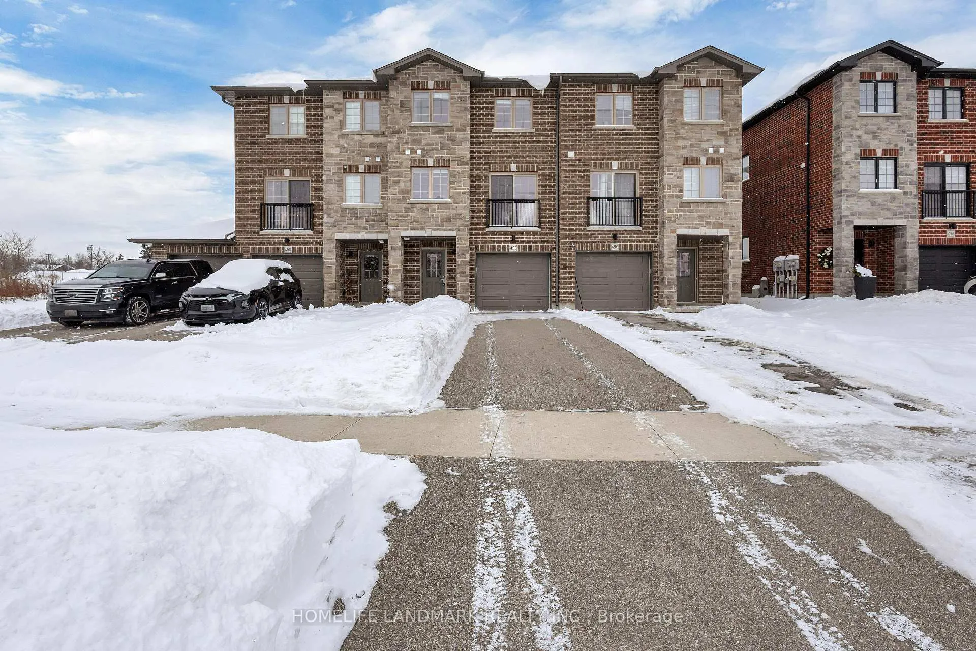 Photo 2 of 492 Wismer Street, Waterloo — HOMEH