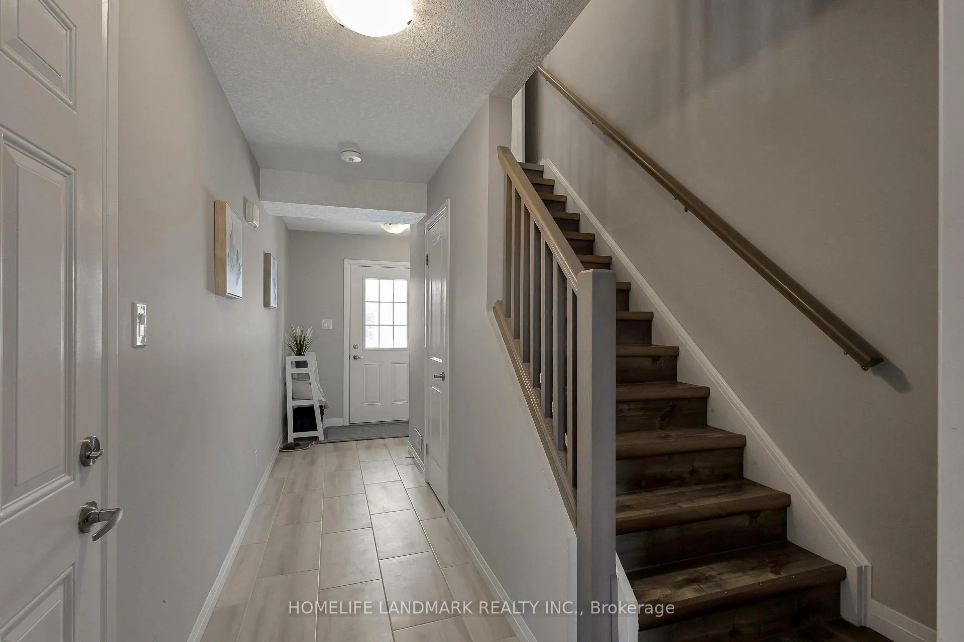 Photo 5 of 492 Wismer Street, Waterloo — HOMEH
