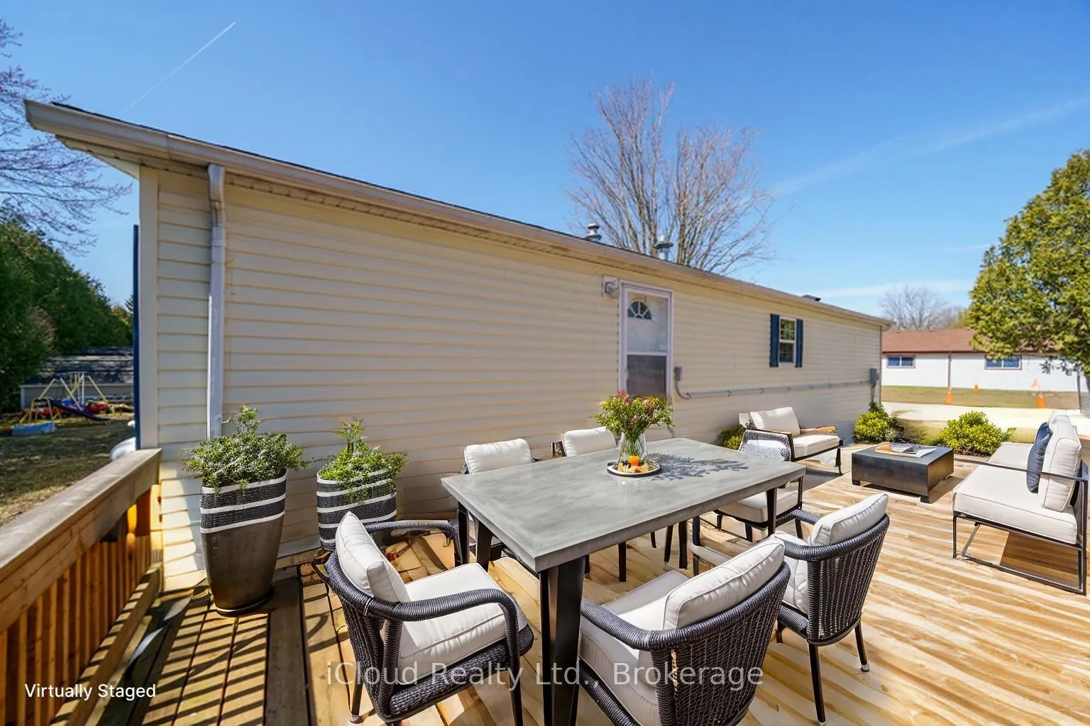 Photo 32 of 23 MacPherson Crescent, Hamilton, Rural Flamborough — HOMEH