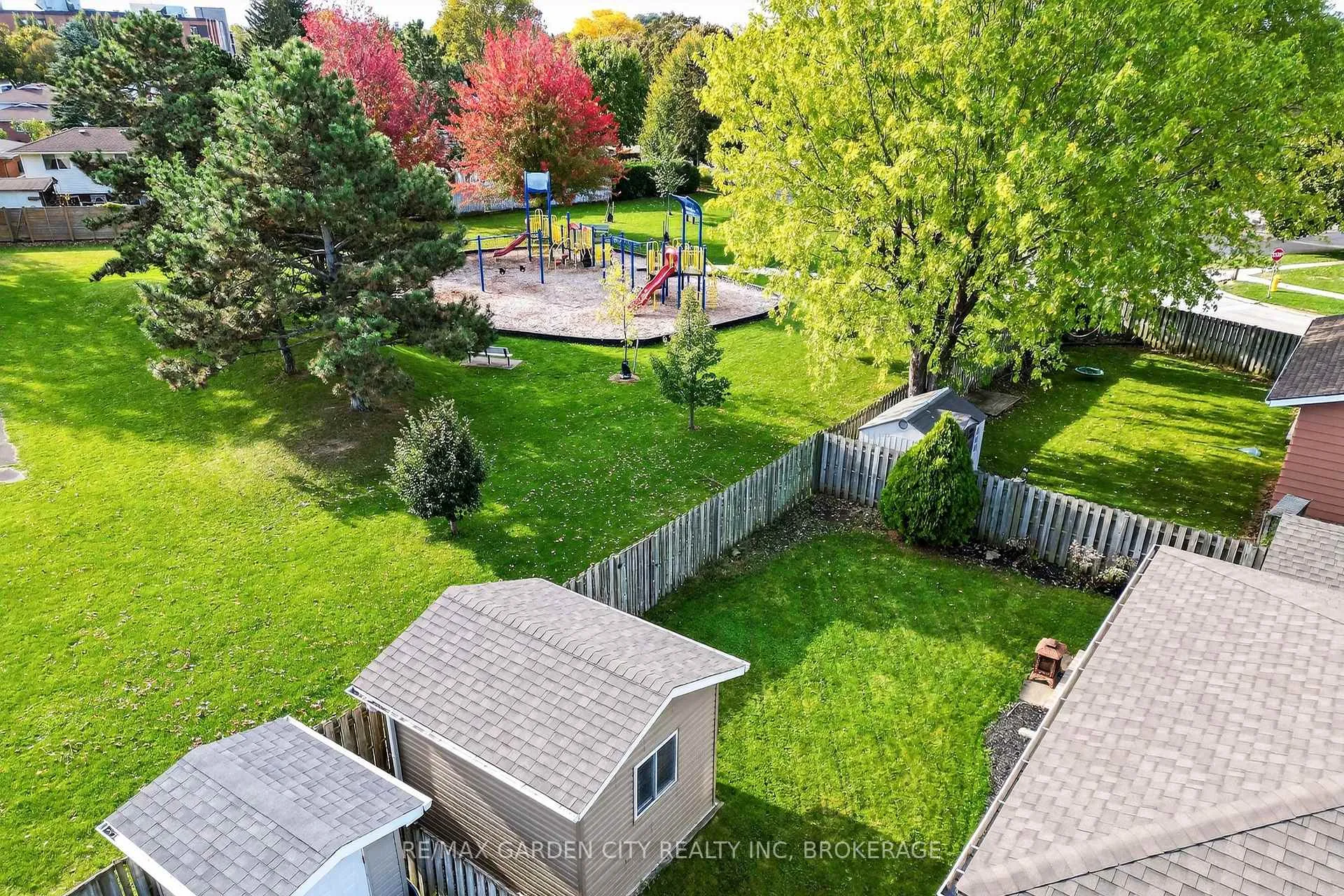 Photo 4 of 4 Jeanette Drive, St. Catharines, Vine/Linwell — HOMEH