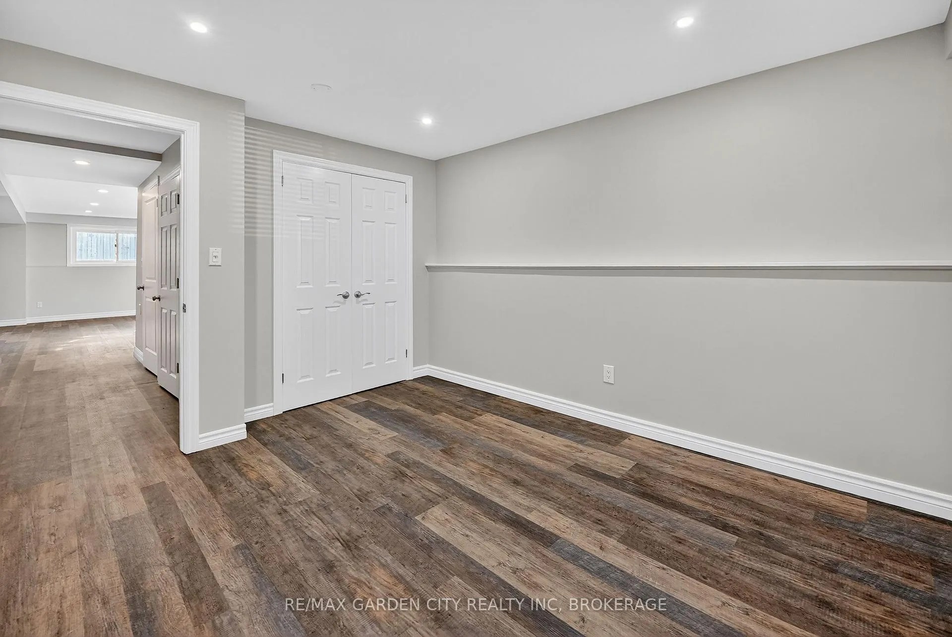 Photo 29 of 4 Jeanette Drive, St. Catharines, Vine/Linwell — HOMEH