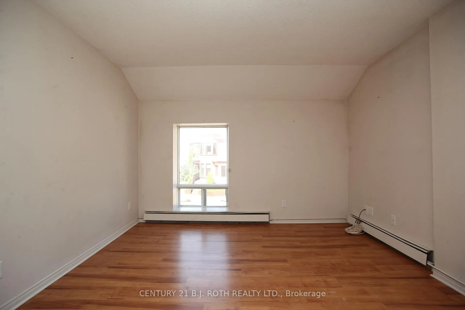 Photo 53 of 194 Dunlop Street E, Barrie, Lakeshore — HOMEH