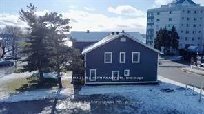 Photo 11 of 194 Dunlop Street E, Barrie, Lakeshore — HOMEH