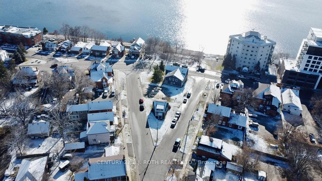 Photo 36 of 194 Dunlop Street E, Barrie, Lakeshore — HOMEH