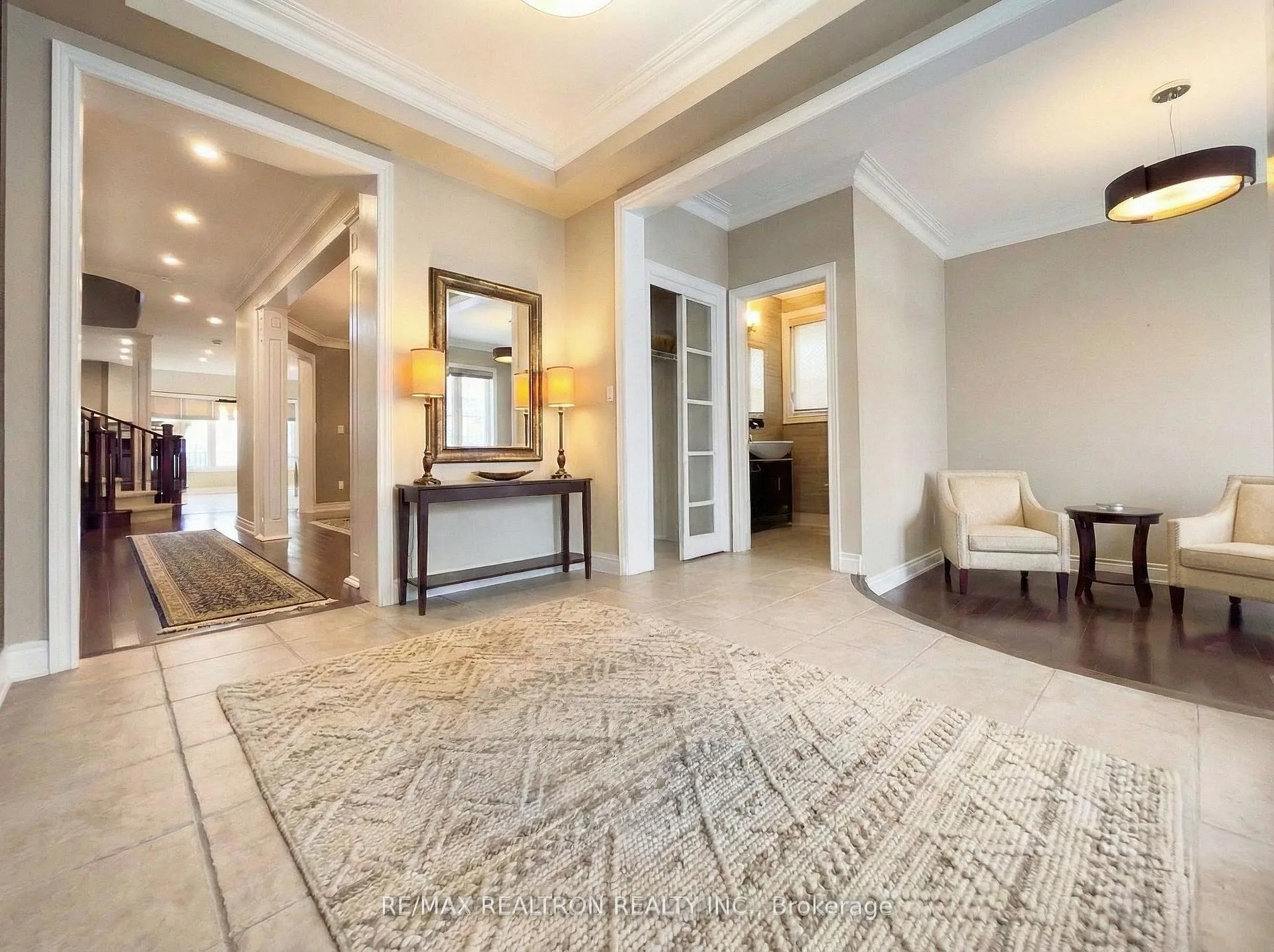 Photo 3 of 219 Riverwalk Drive, Markham, Box Grove — HOMEH