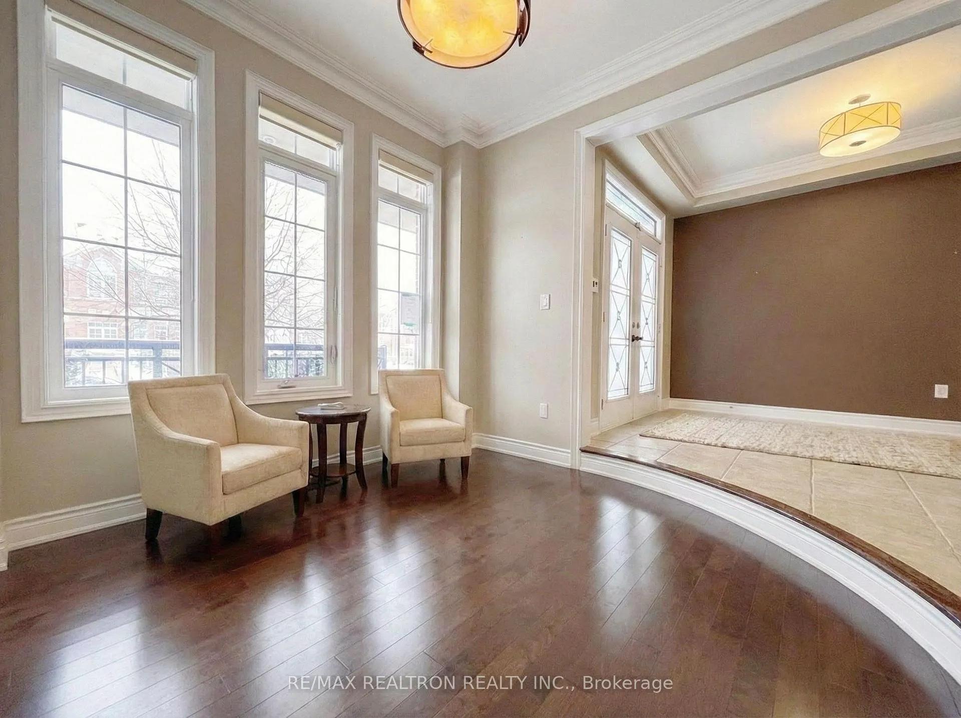 Photo 5 of 219 Riverwalk Drive, Markham, Box Grove — HOMEH