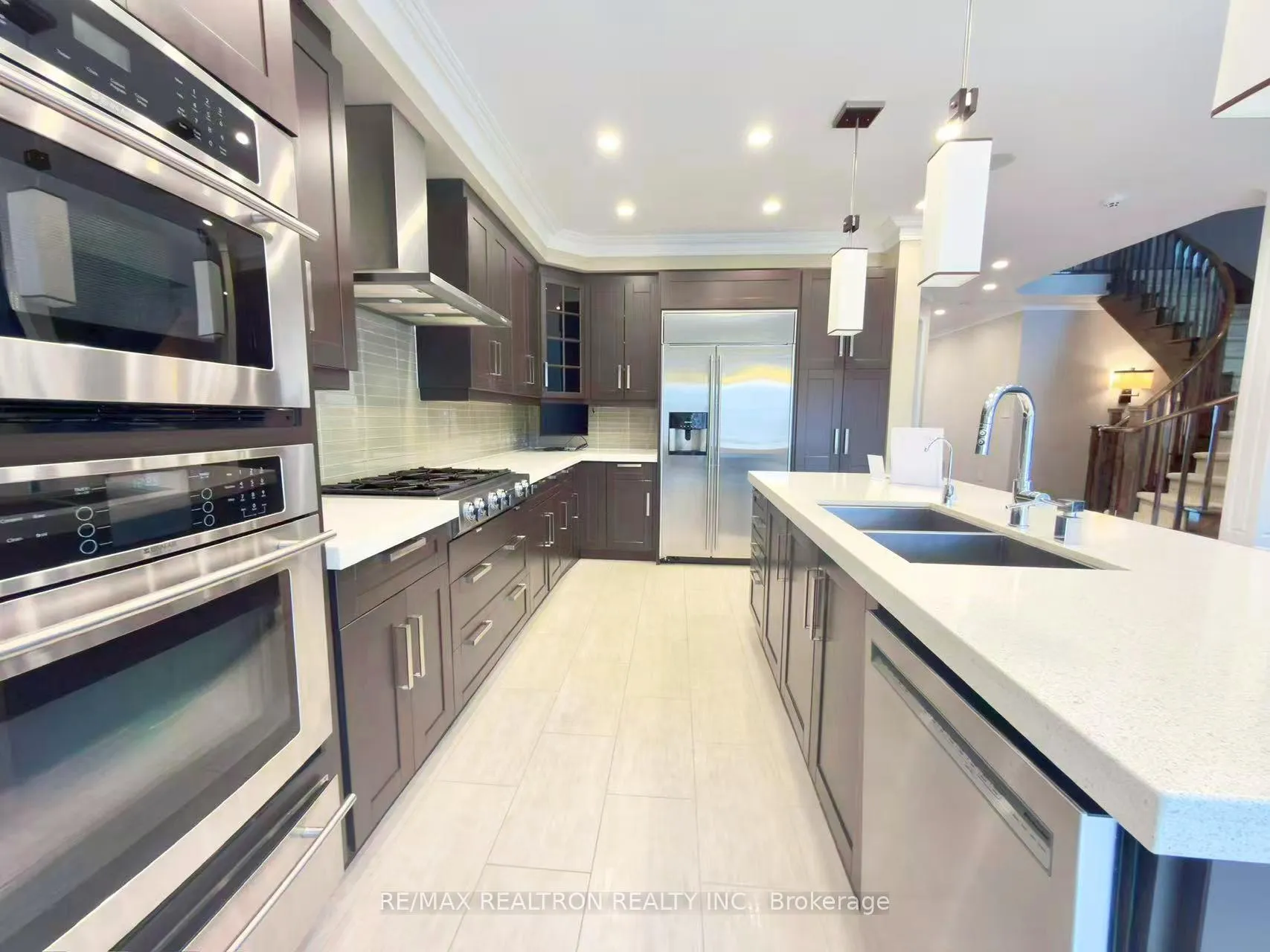 Photo 8 of 219 Riverwalk Drive, Markham, Box Grove — HOMEH