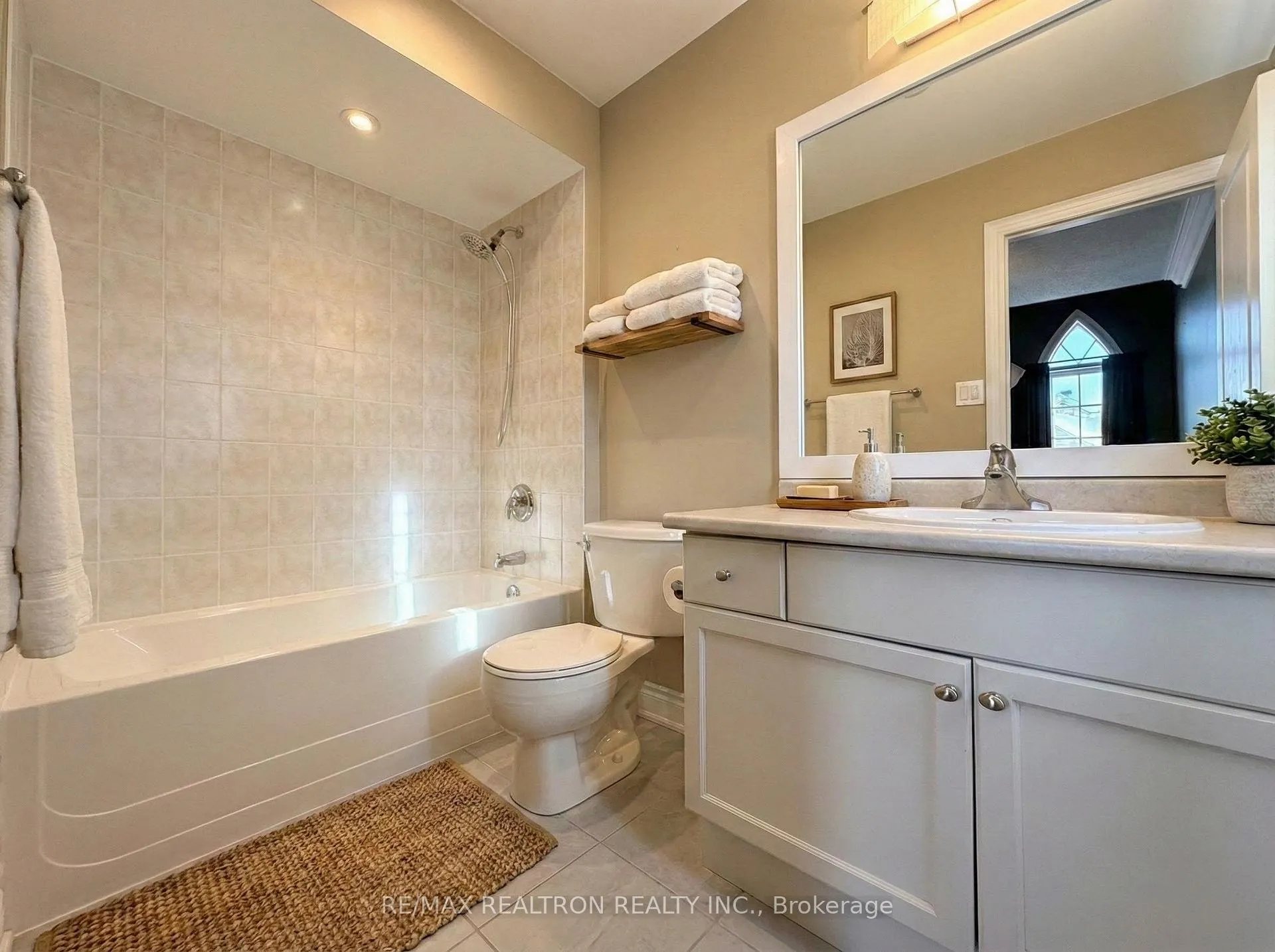 Photo 25 of 219 Riverwalk Drive, Markham, Box Grove — HOMEH