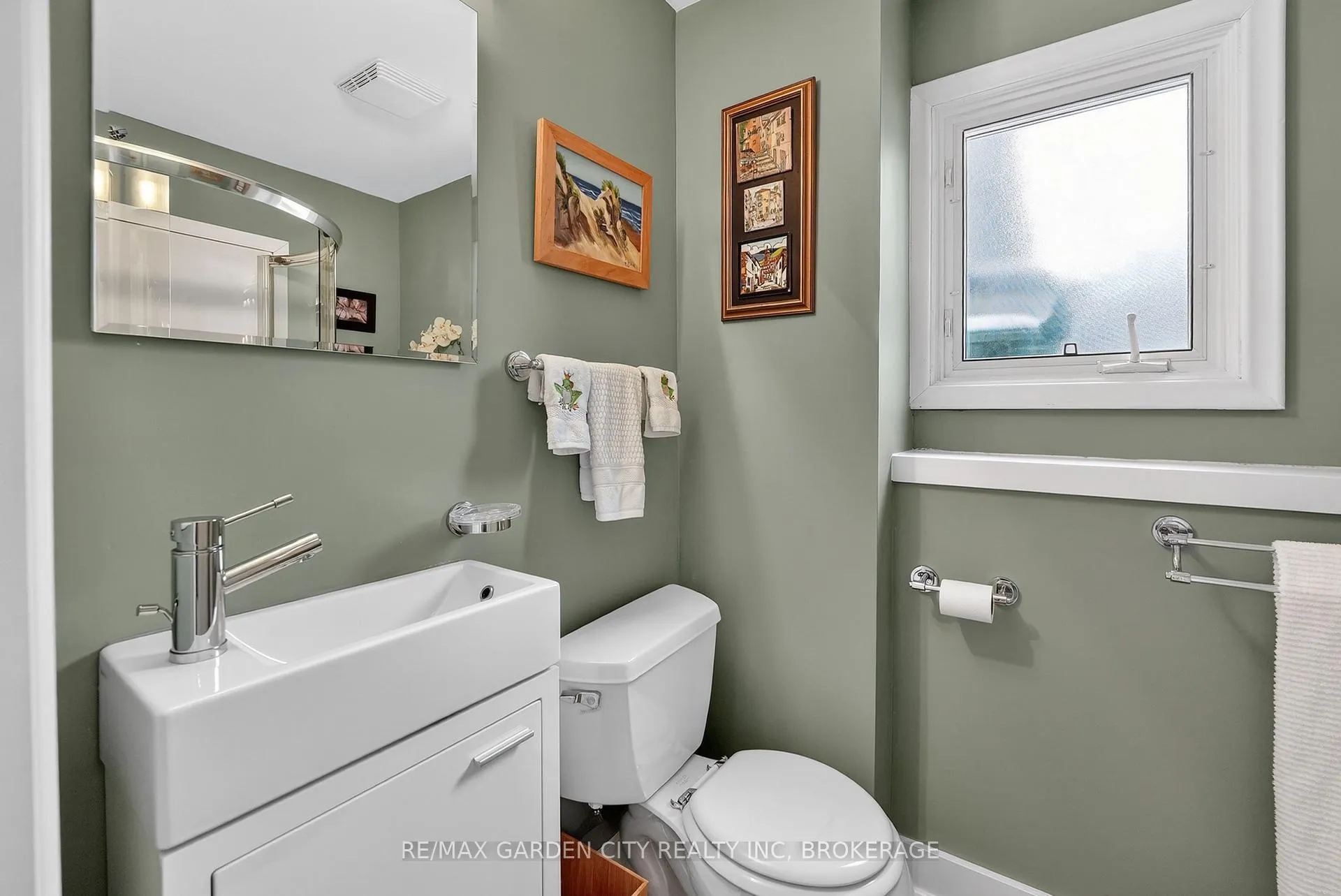 Photo 34 of 112 Riverdale Drive, St. Catharines, Old Glenridge — HOMEH