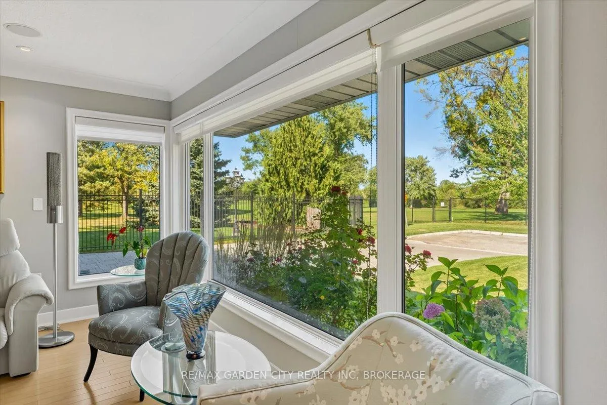 Photo 39 of 112 Riverdale Drive, St. Catharines, Old Glenridge — HOMEH