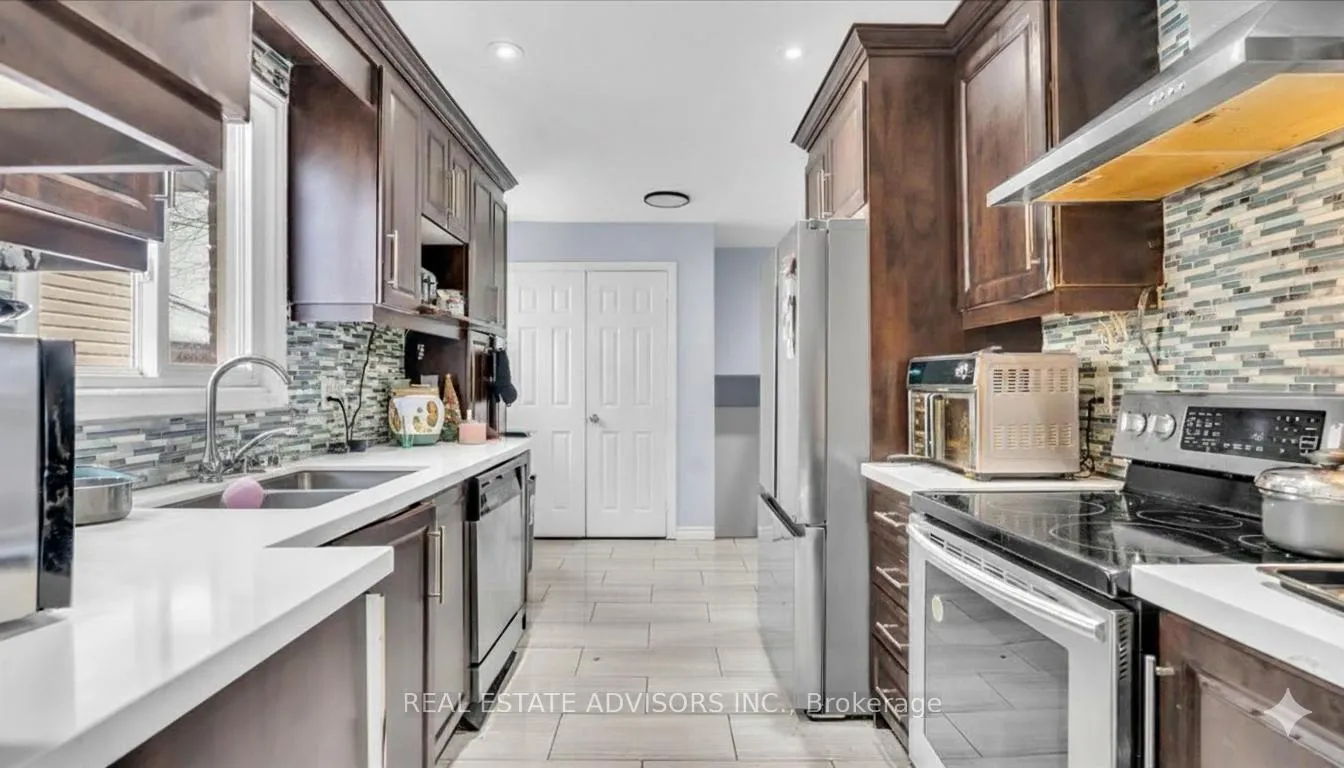 Photo 3 of 62 Histon Crescent, Brampton, Madoc — HOMEH
