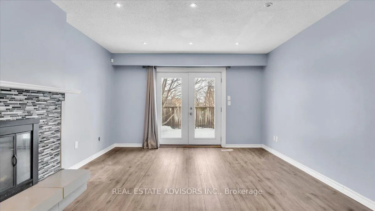 Photo 10 of 62 Histon Crescent, Brampton, Madoc — HOMEH