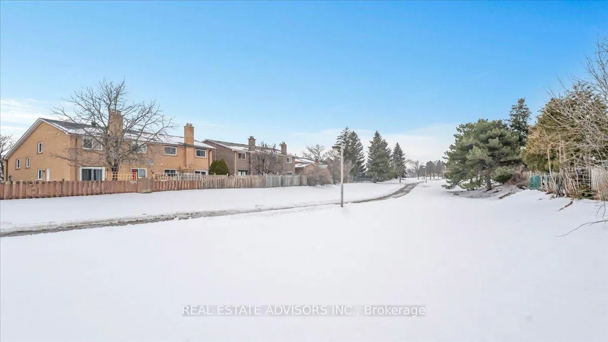 Photo 16 of 62 Histon Crescent, Brampton, Madoc — HOMEH