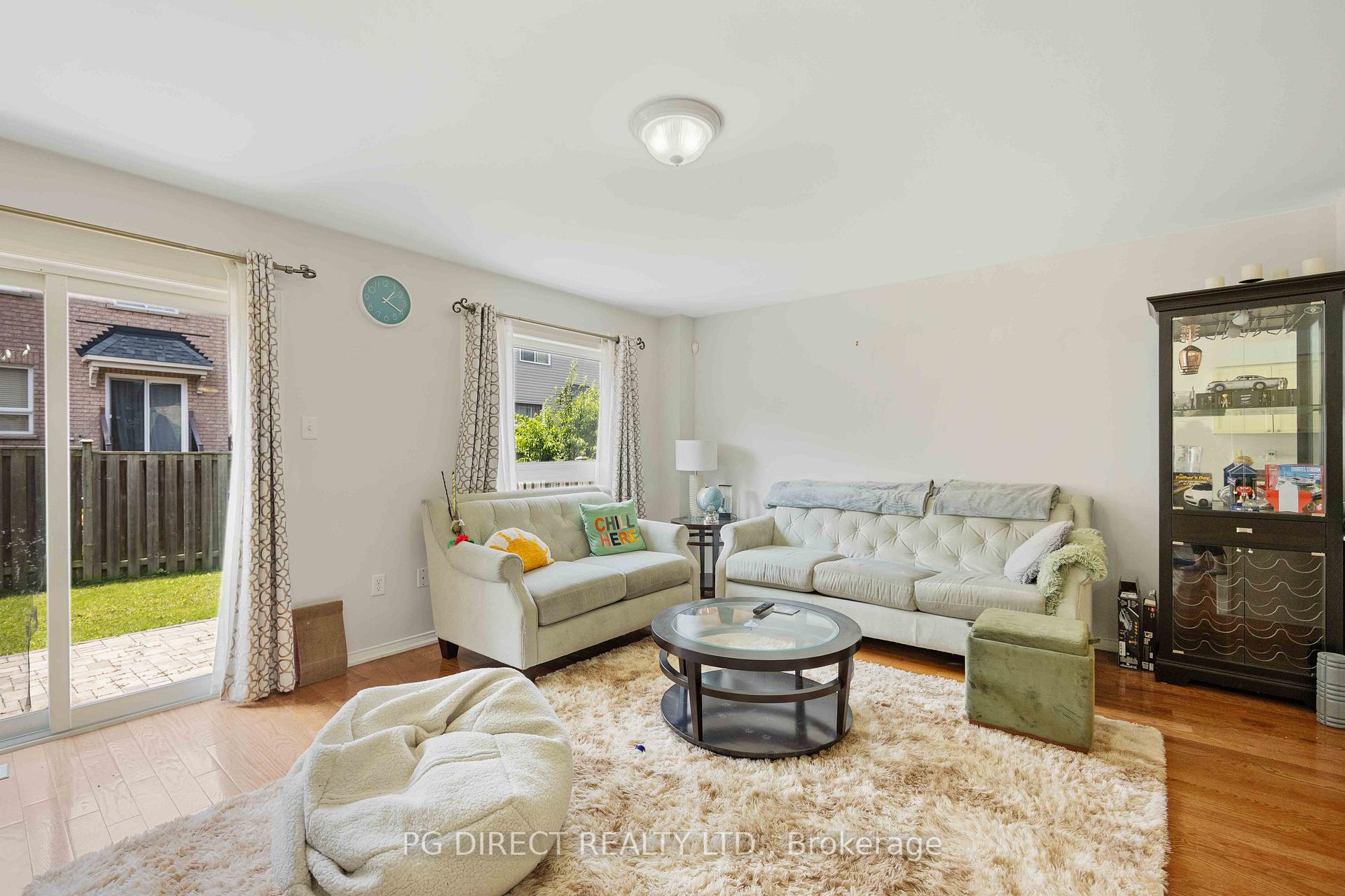 Photo 7 of 117 Burcher Road, Ajax, South East — HOMEH