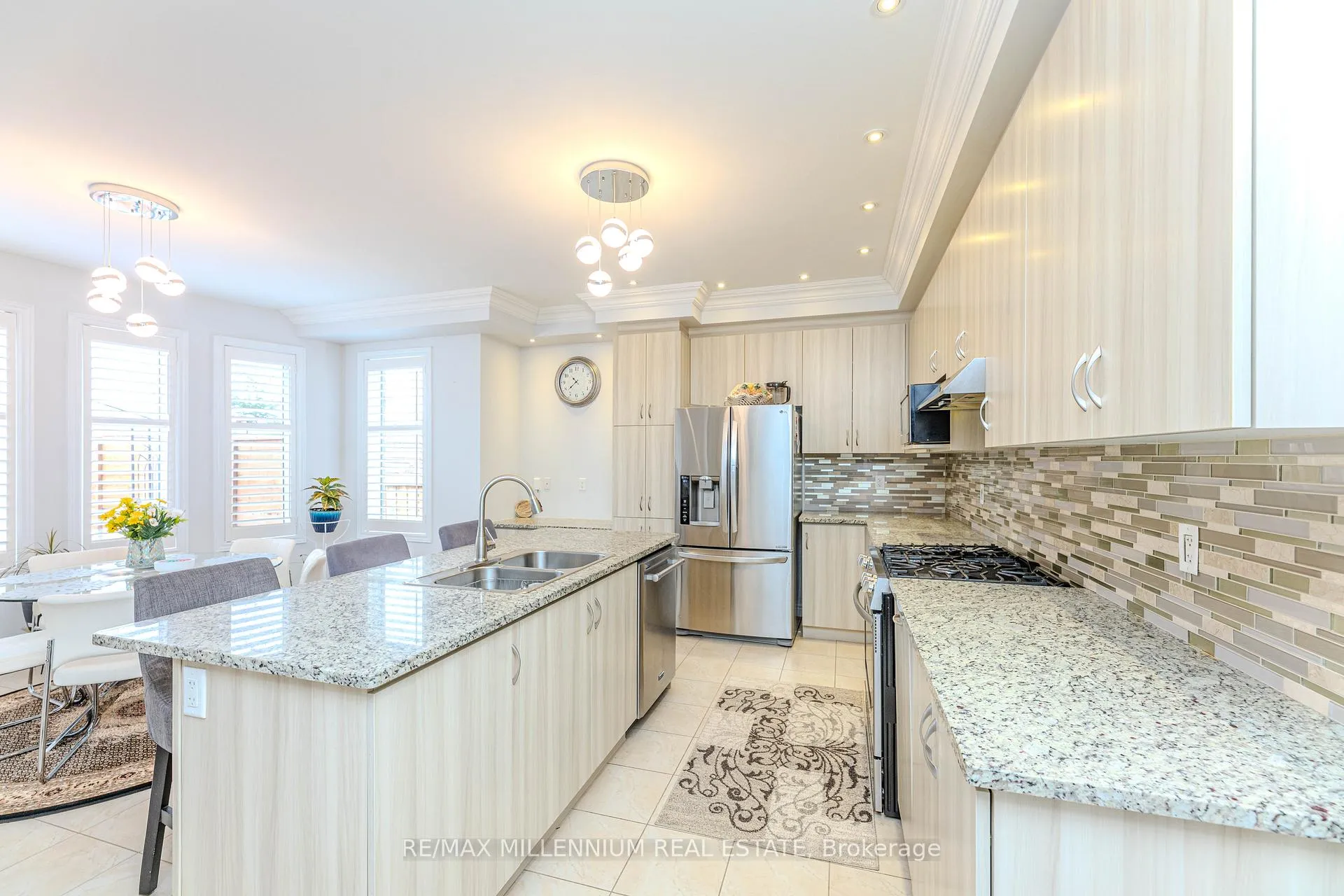 Photo 12 of 75 Copeland Crescent, Innisfil, Cookstown — HOMEH