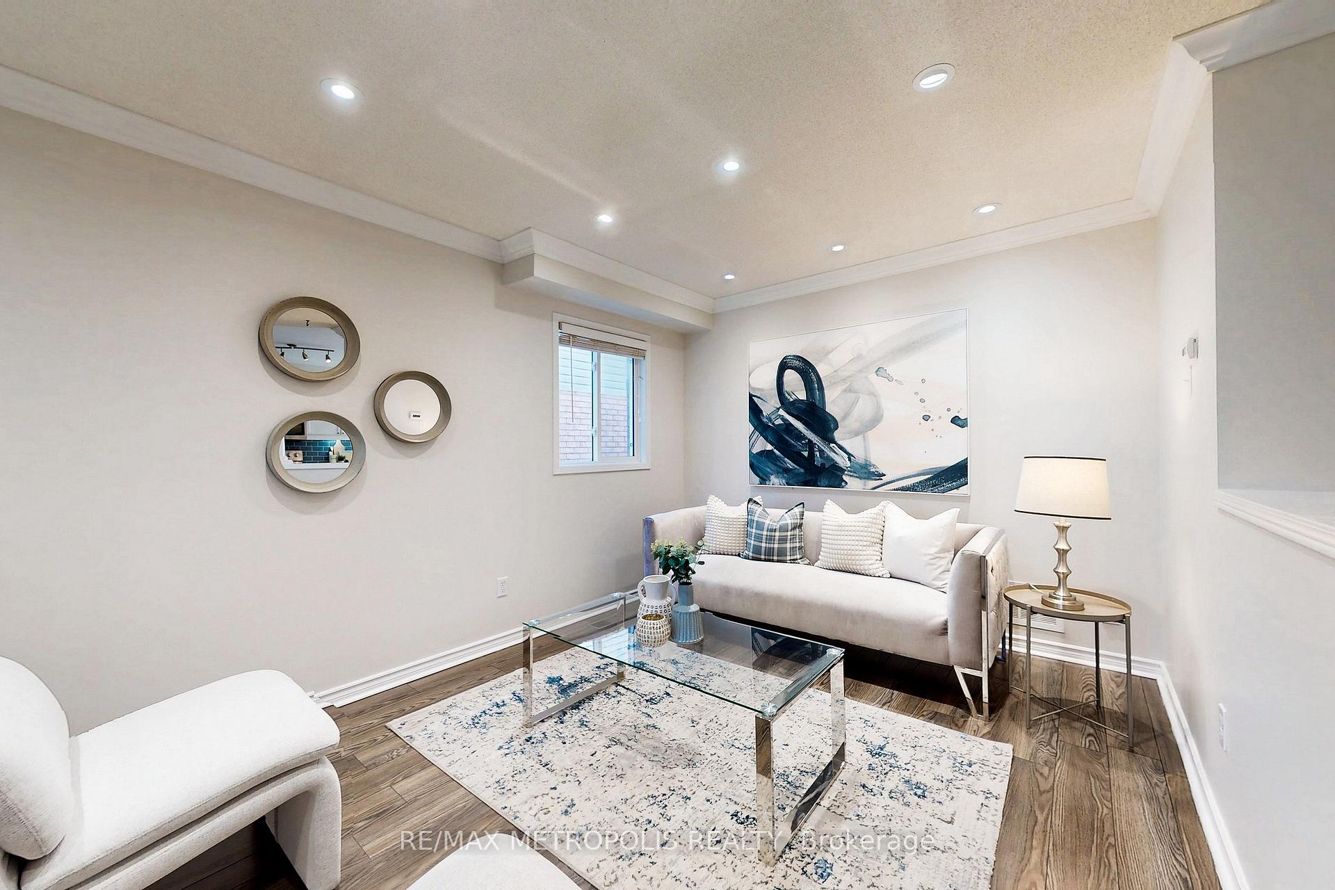 Photo 6 of 187 Wilkins Crescent, Clarington, Courtice — HOMEH