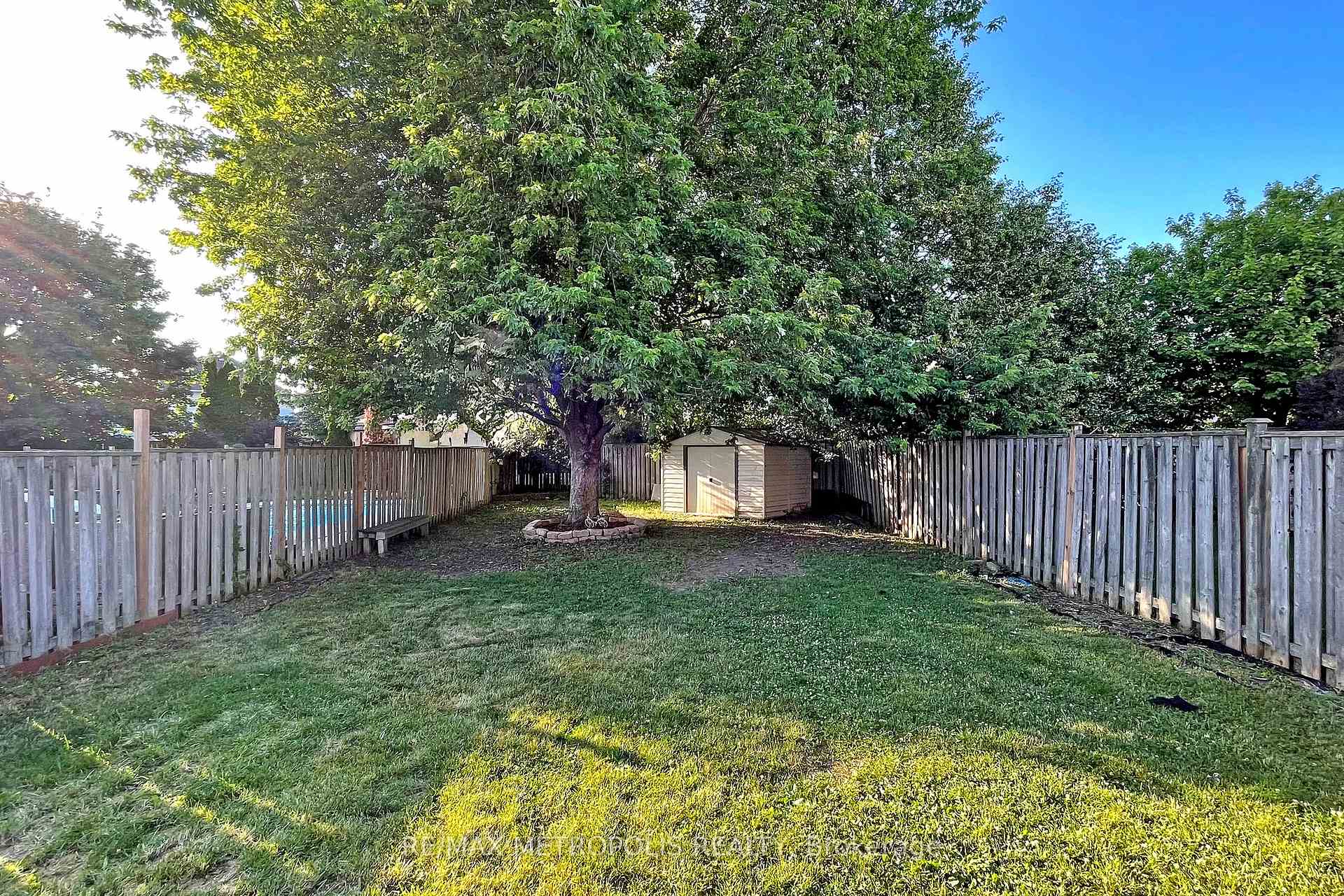 Photo 27 of 187 Wilkins Crescent, Clarington, Courtice — HOMEH