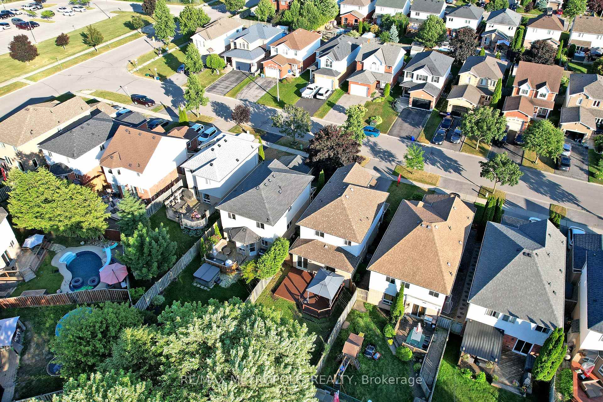 Photo 33 of 187 Wilkins Crescent, Clarington, Courtice — HOMEH