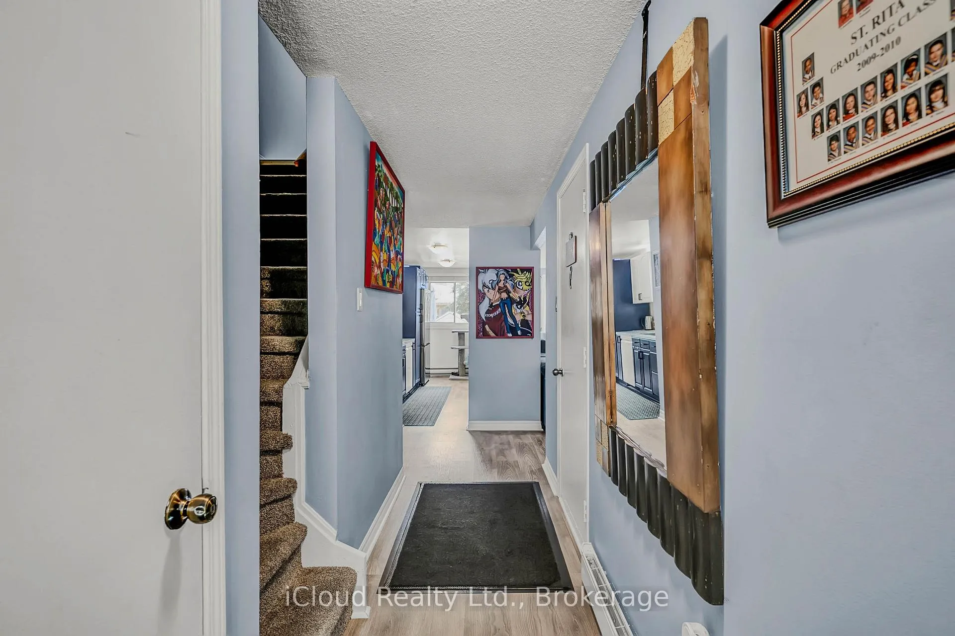 Photo 2 of 39 Corbett Drive, Barrie, Grove East — HOMEH
