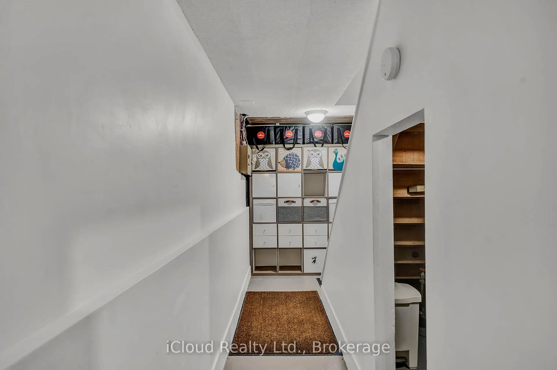 Photo 26 of 39 Corbett Drive, Barrie, Grove East — HOMEH
