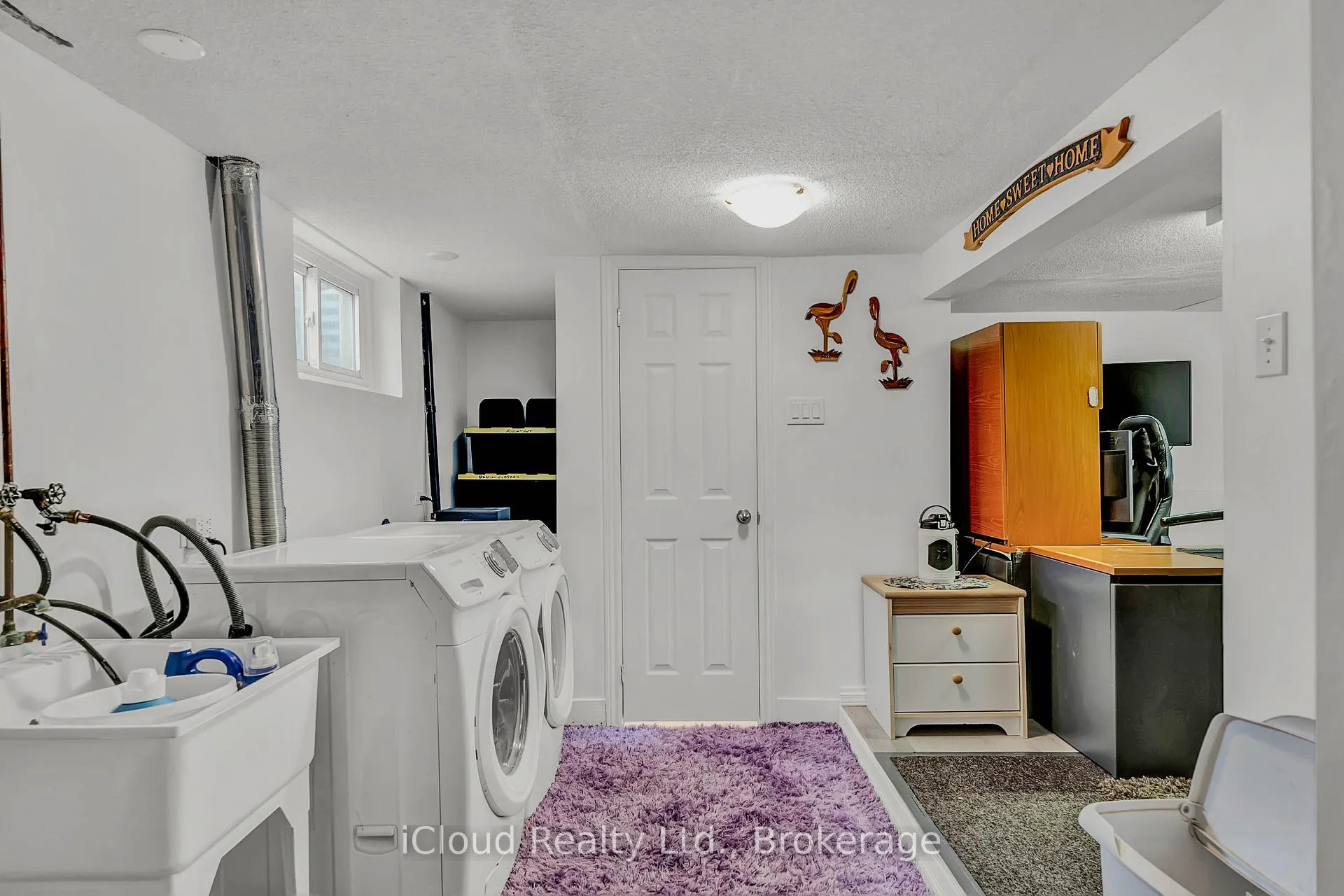 Photo 30 of 39 Corbett Drive, Barrie, Grove East — HOMEH