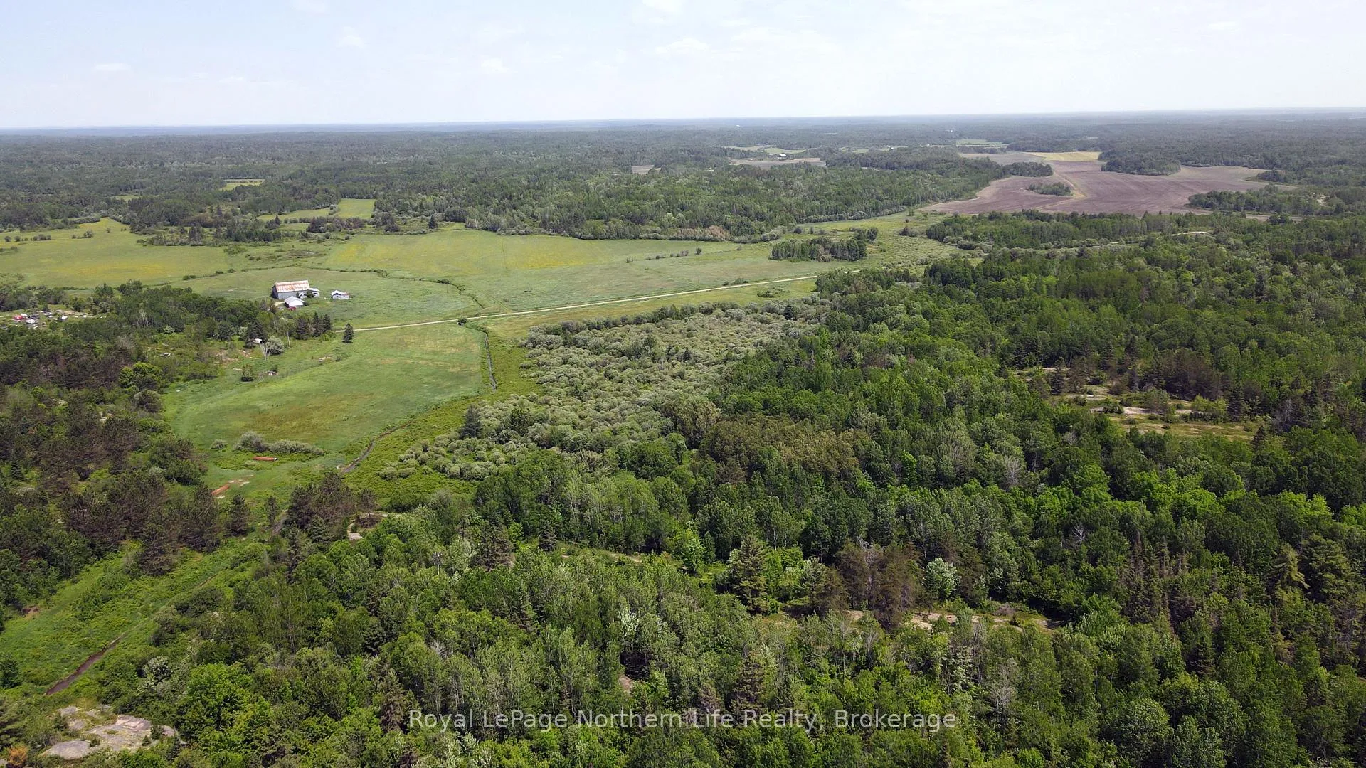 Photo 4 of 916 Millrand Road, West Nipissing, Lavigne — HOMEH