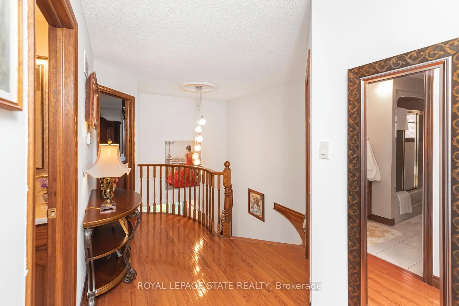 Photo 19 of 16 Chelsea Crescent, Hamilton, Stoney Creek — HOMEH