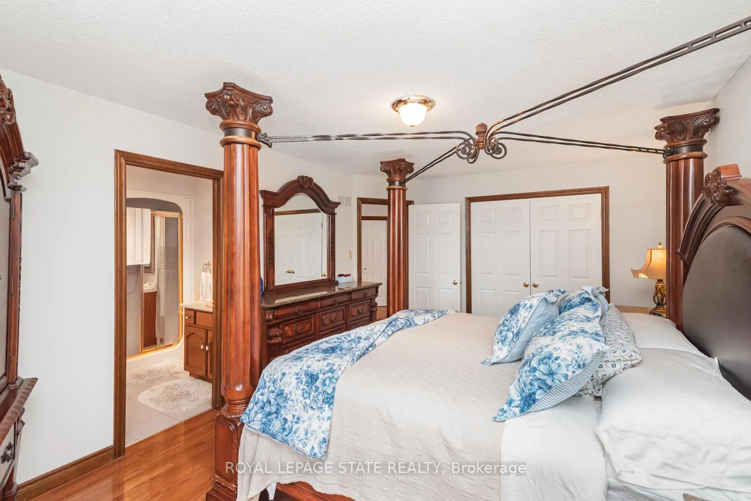 Photo 24 of 16 Chelsea Crescent, Hamilton, Stoney Creek — HOMEH